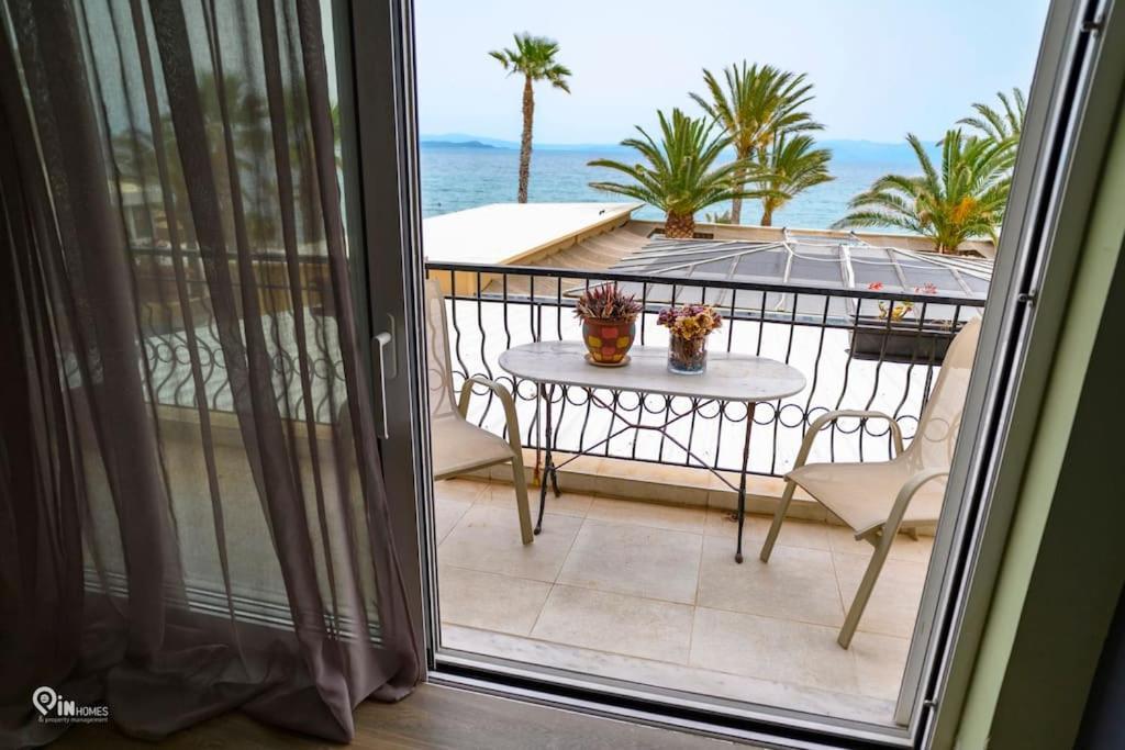 Spiros Seaside House With View Apartment *