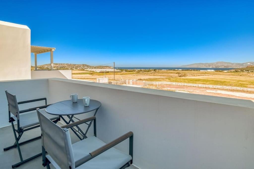 Aetherian Ciel Villas, Cymo