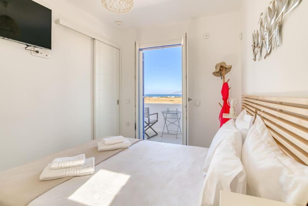 Aetherian Ciel Villas, Cymo Holiday home