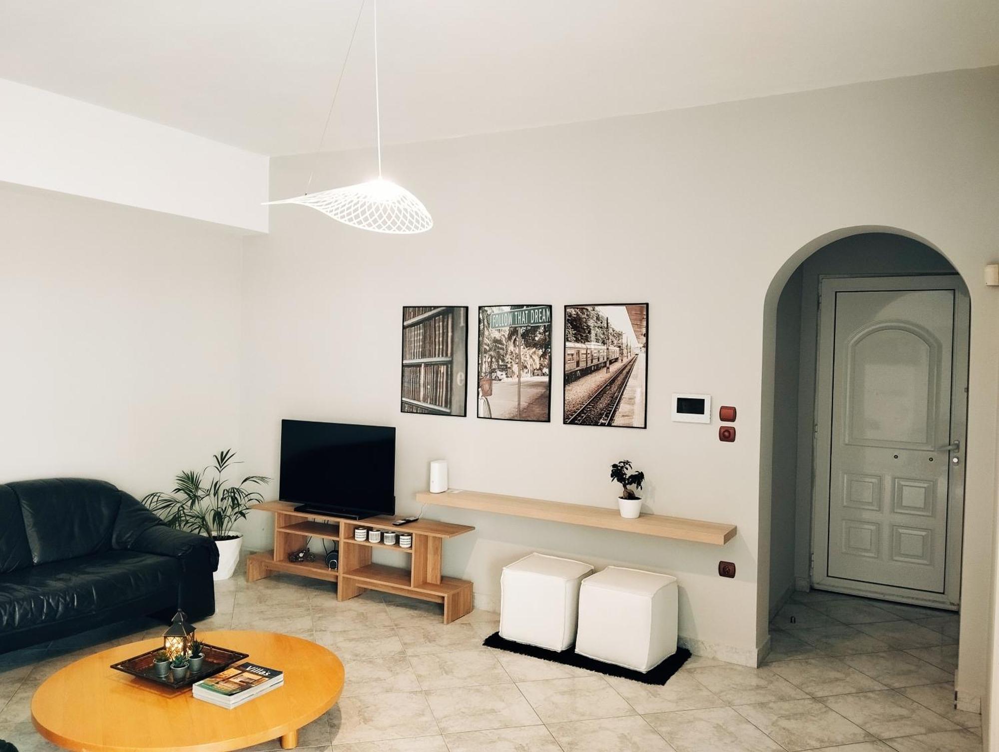 Central Guest House *