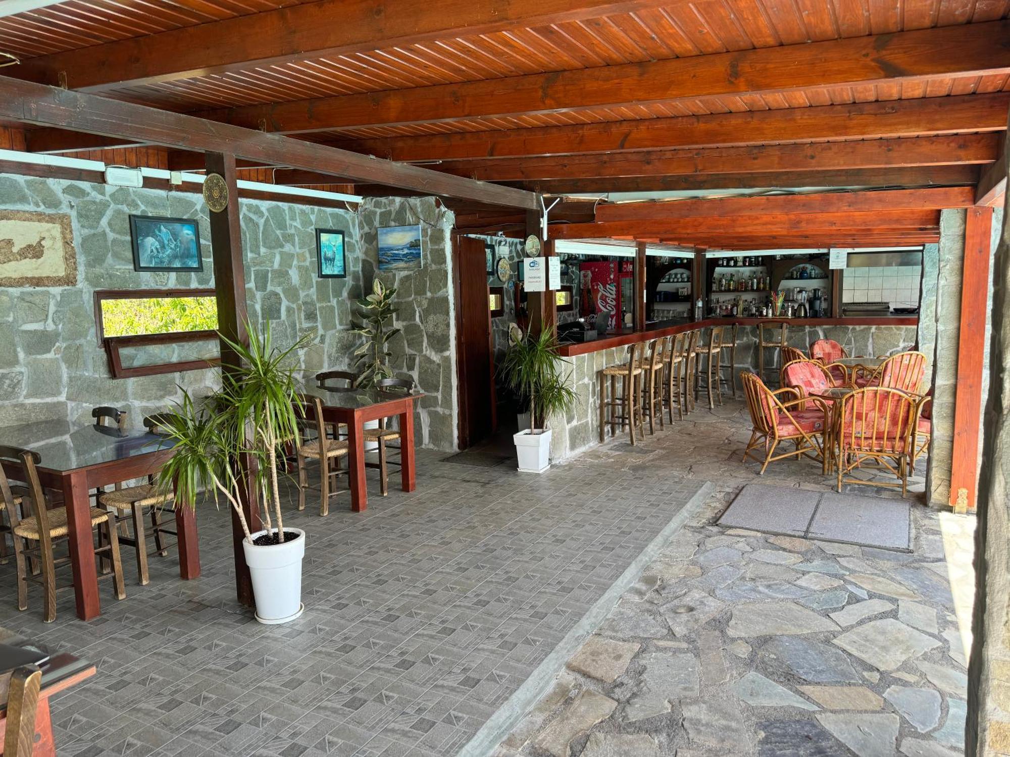 Zac & Georgio Aparthotel