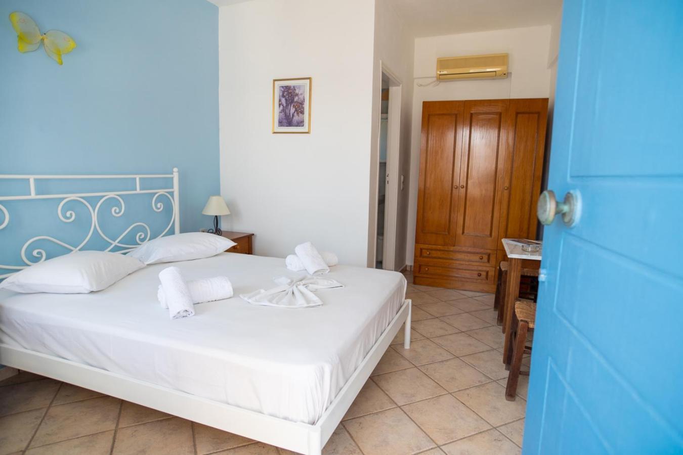 Hotel Manos 3*