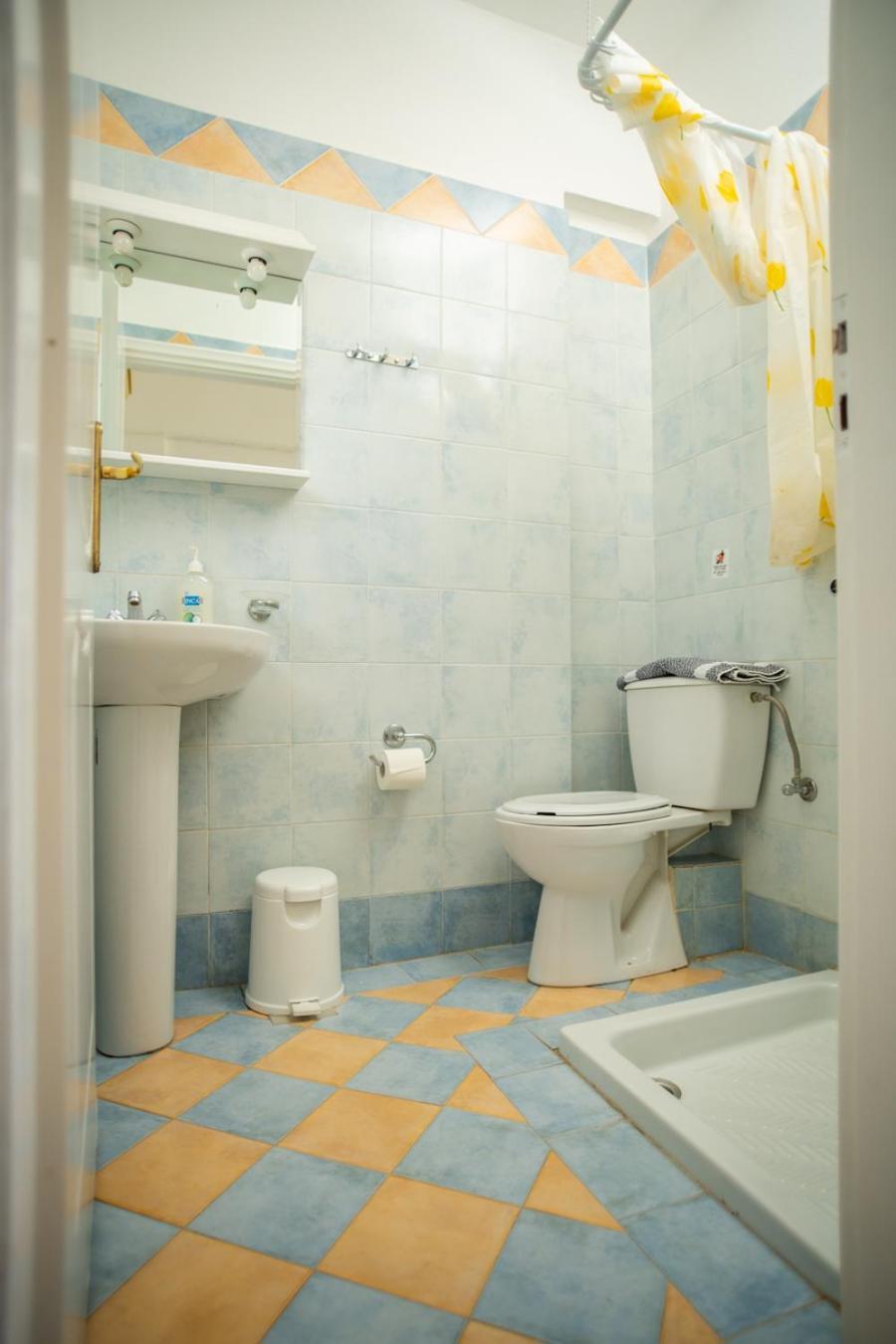 Hotel Manos Megas Gialos - Nites