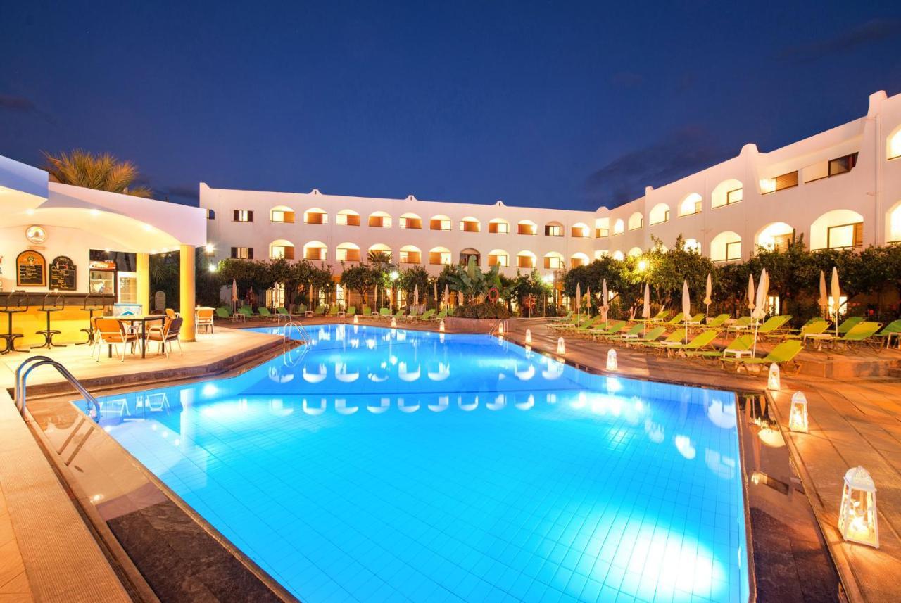 Holidays 3*