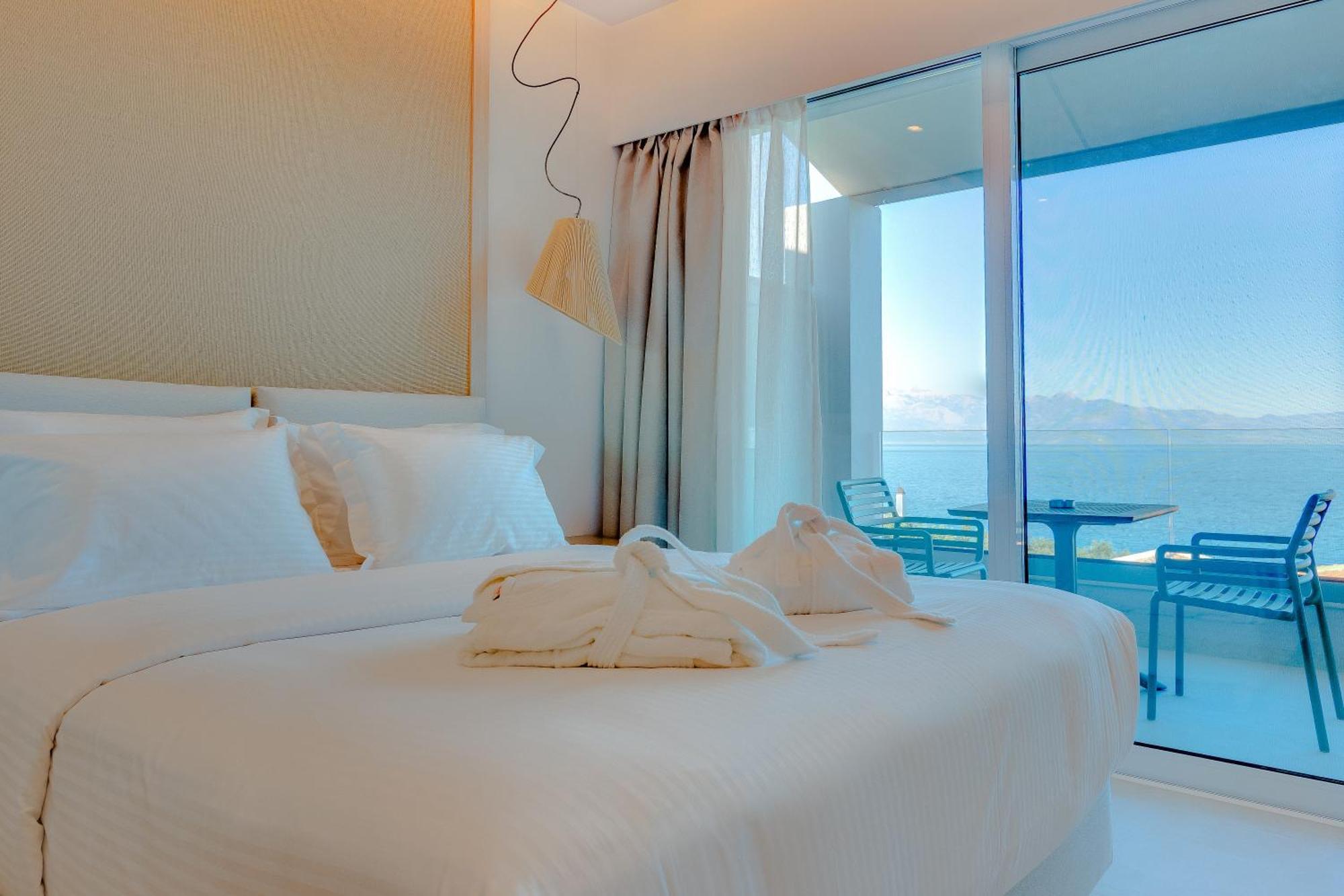Colonides Hotel