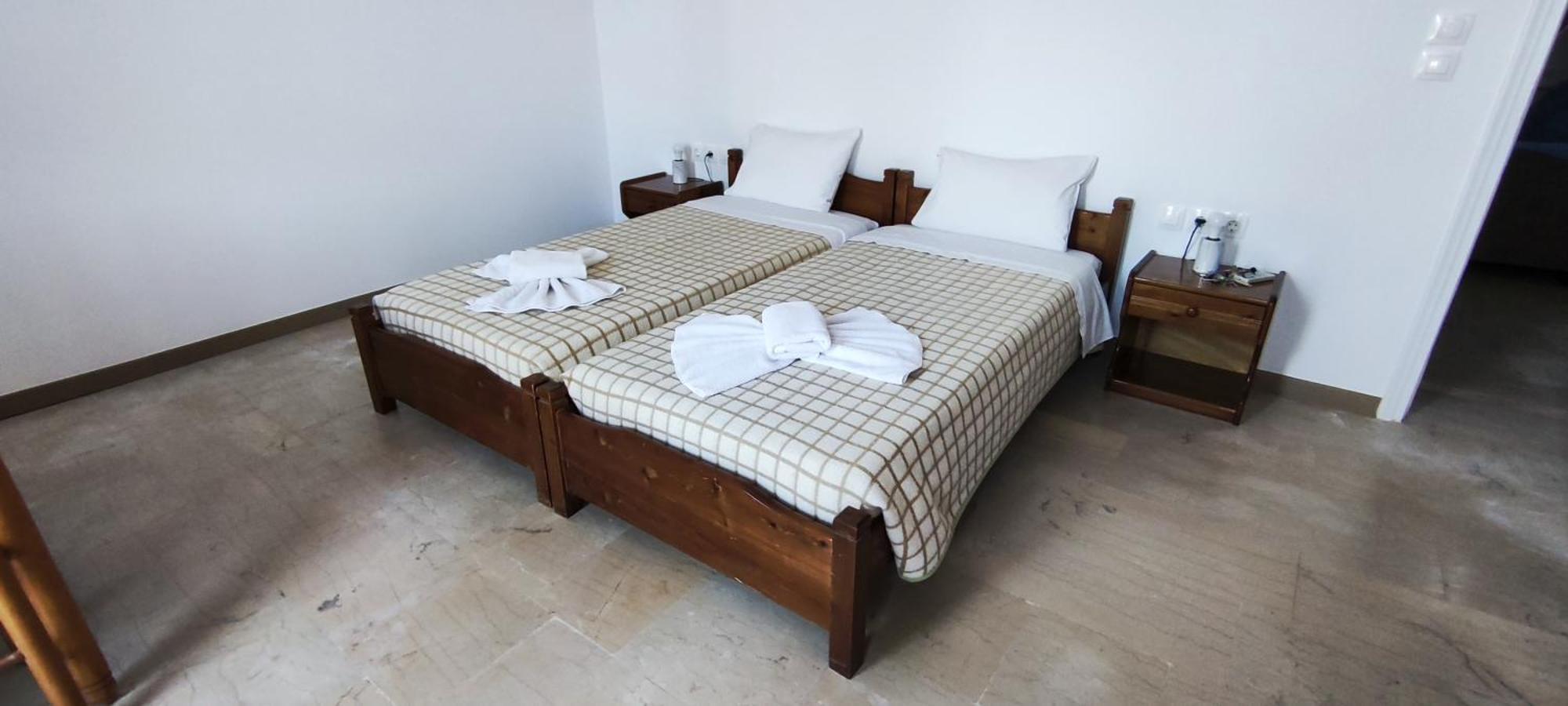 Oasis Apartments & Rooms
