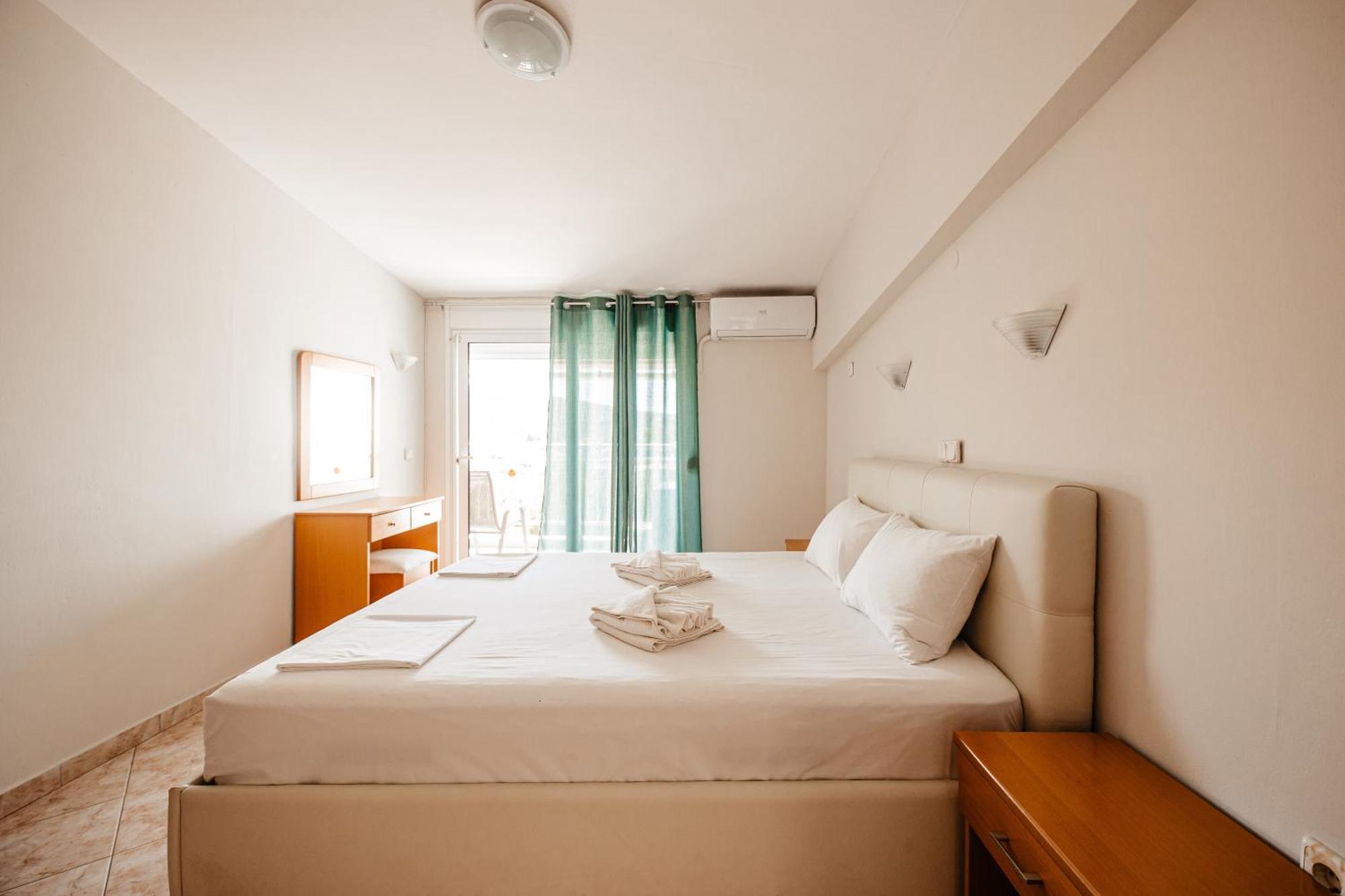 Aparthotel Marialena 2*