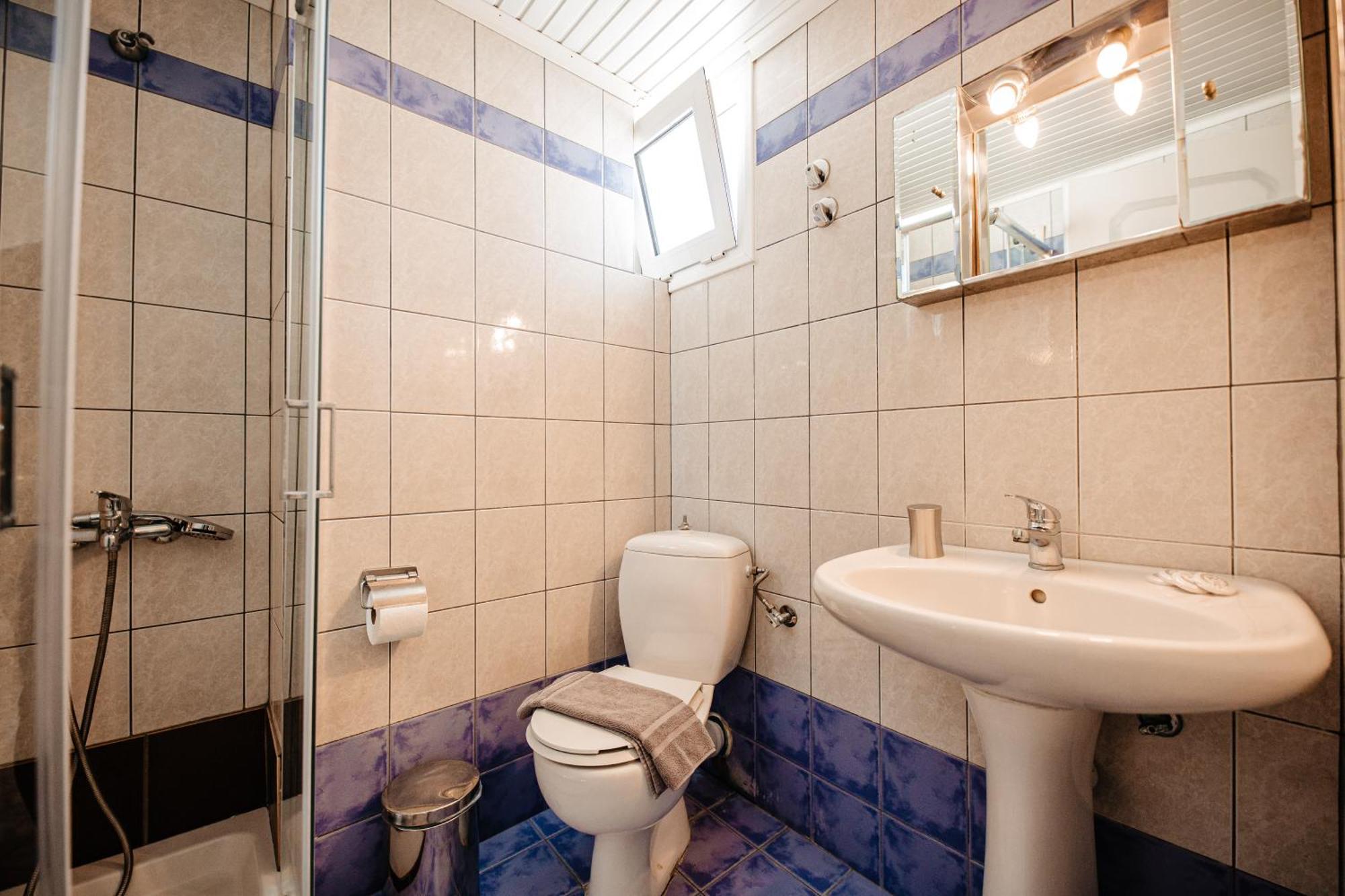 Marialena Aparthotel 2*