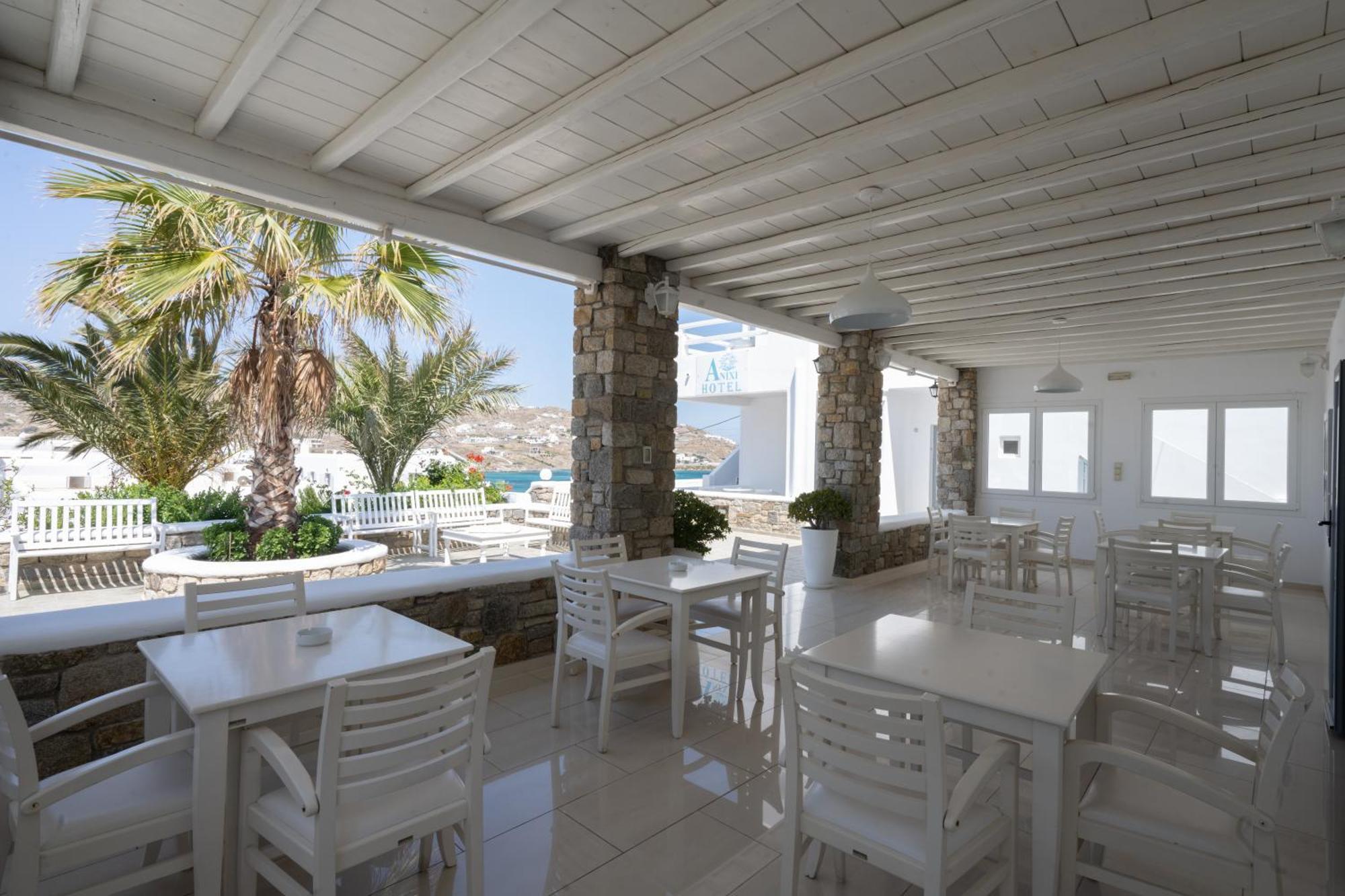 Hotel Anixi 2*