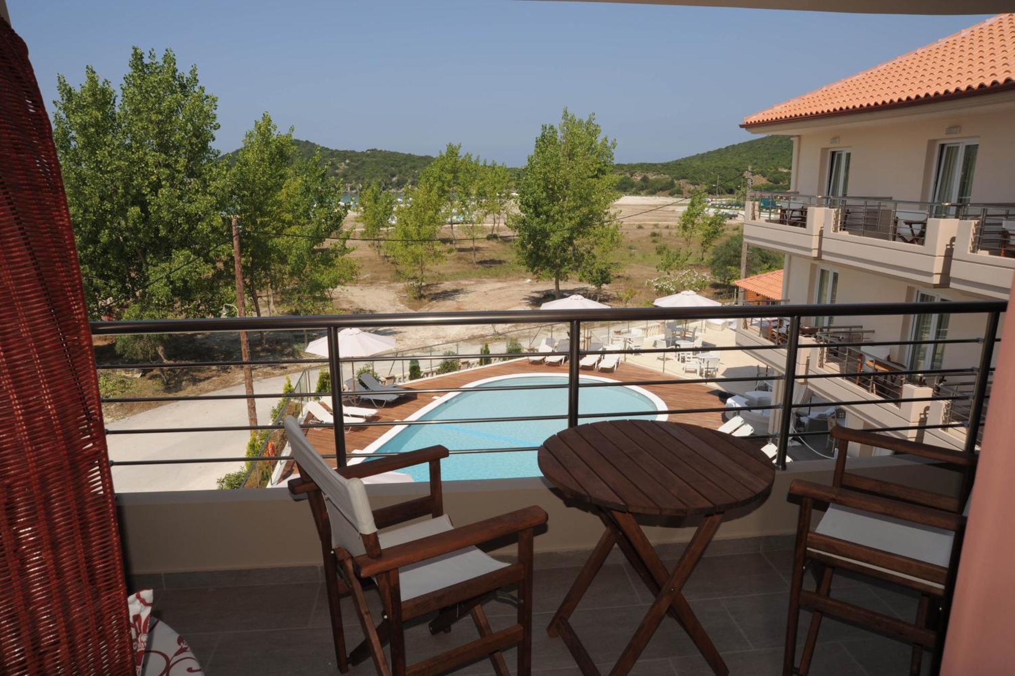 Ammos Bay Hotel