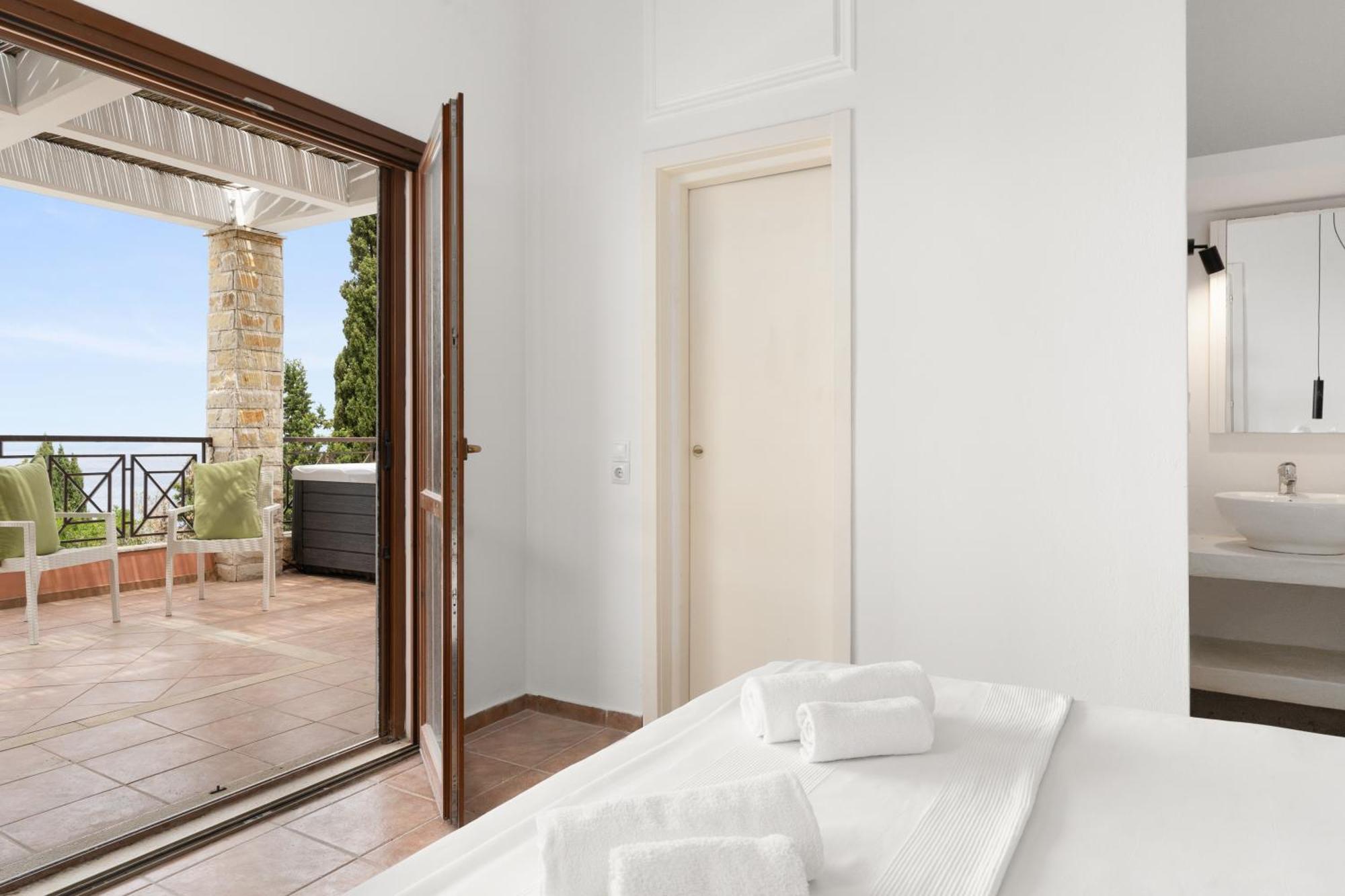 Anassa Mare Villas & Residences Gaios