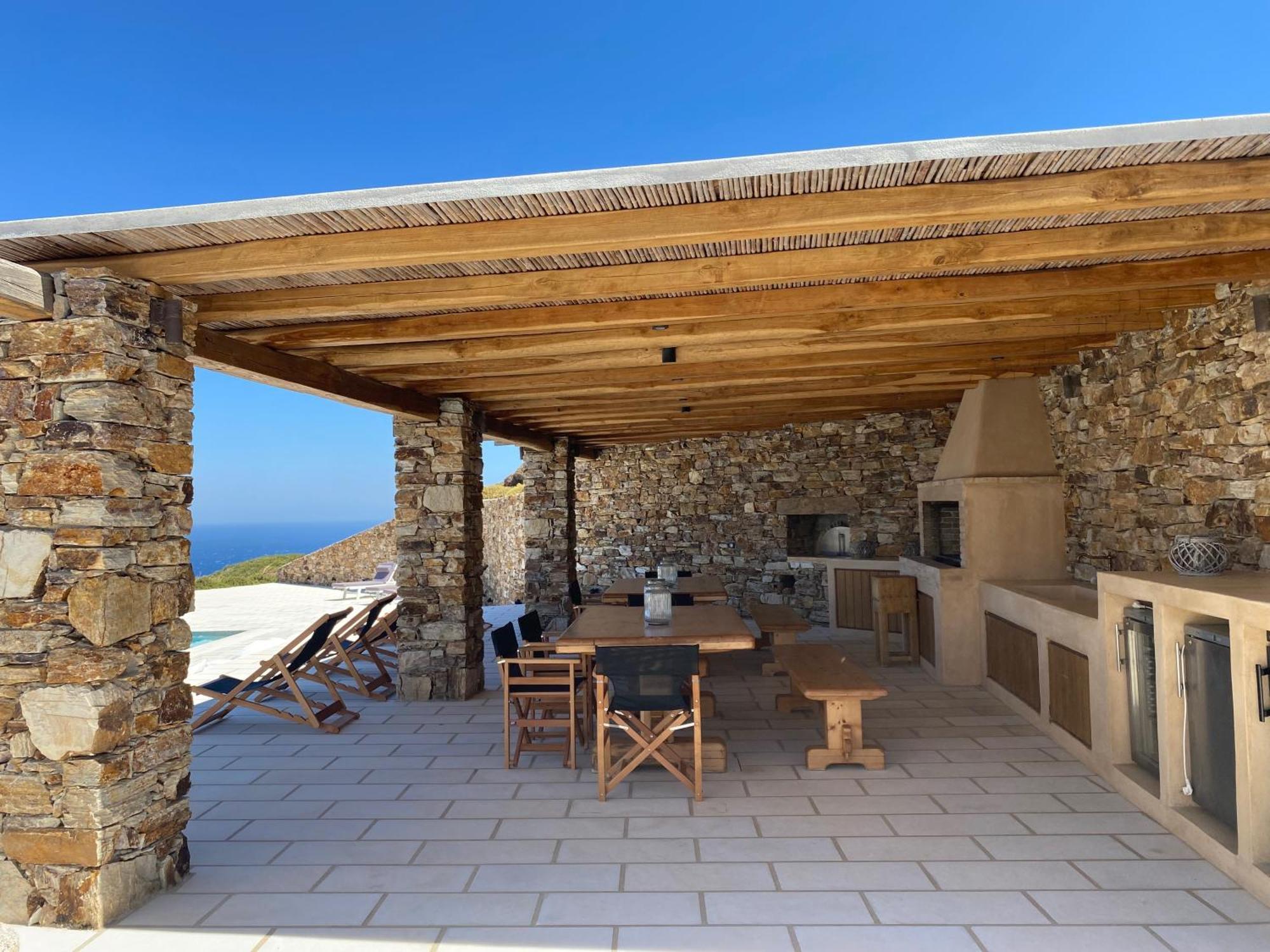 Artemis Villa