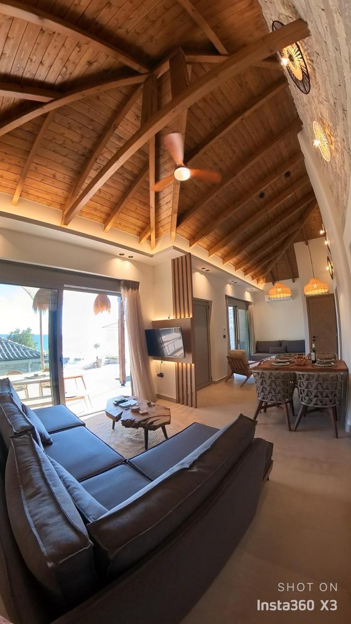 Luxury Living Villa Vrachos