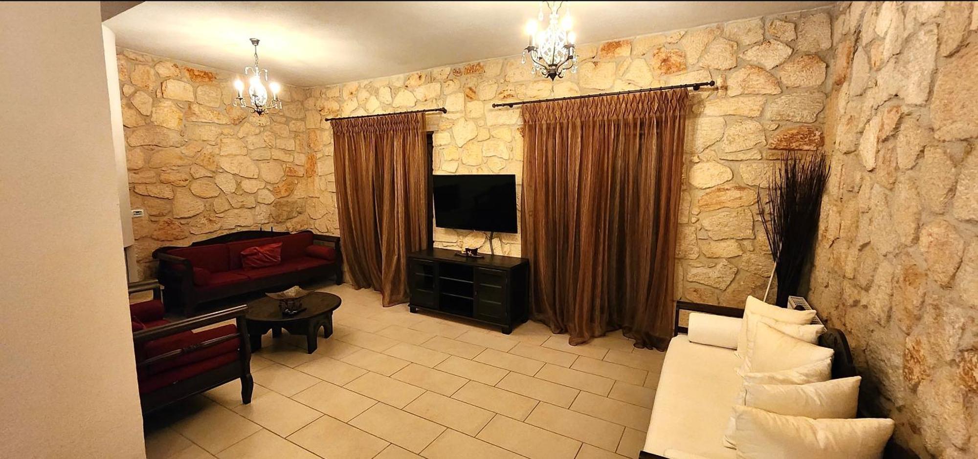 Valia Suite, Stone House * Siviri