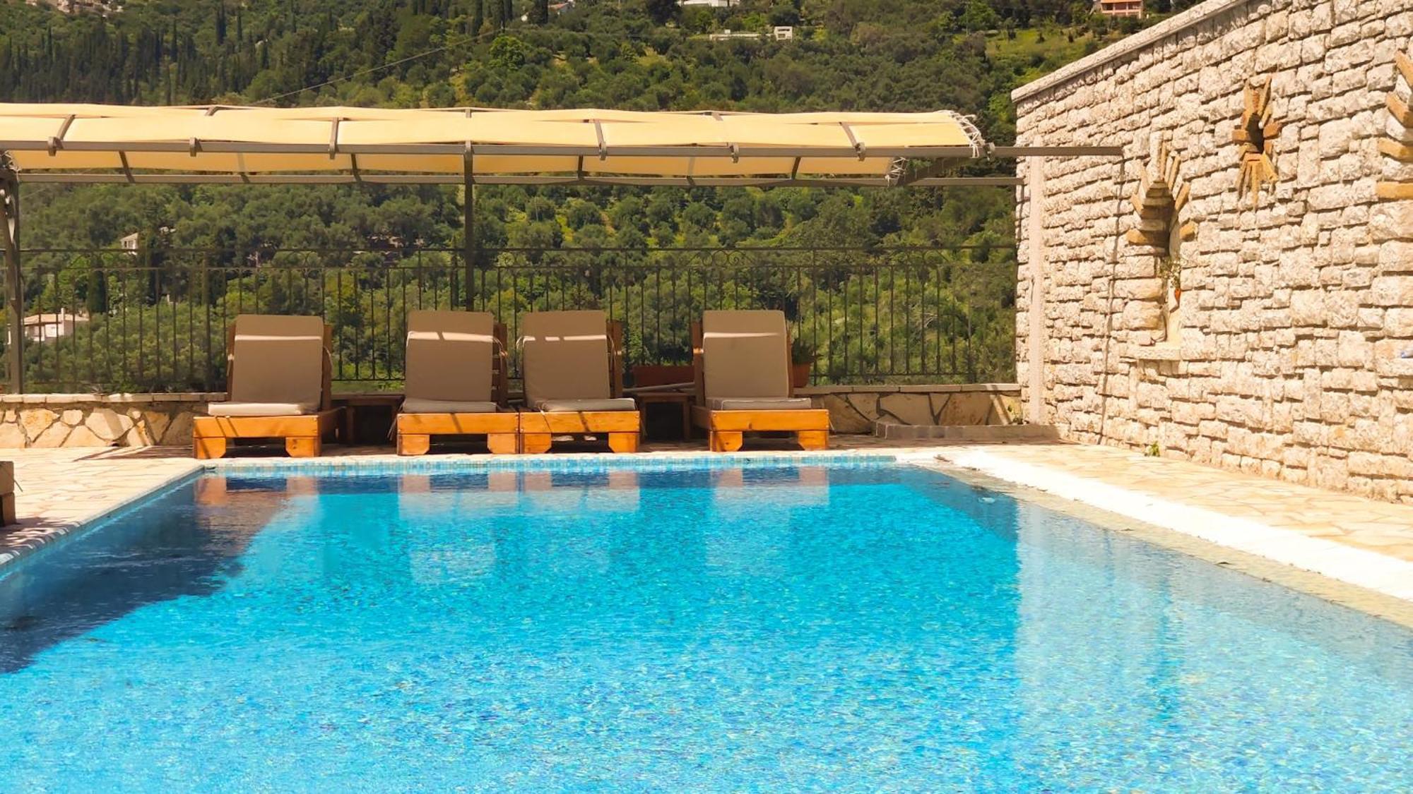 Yiannis Villa Agnitsini