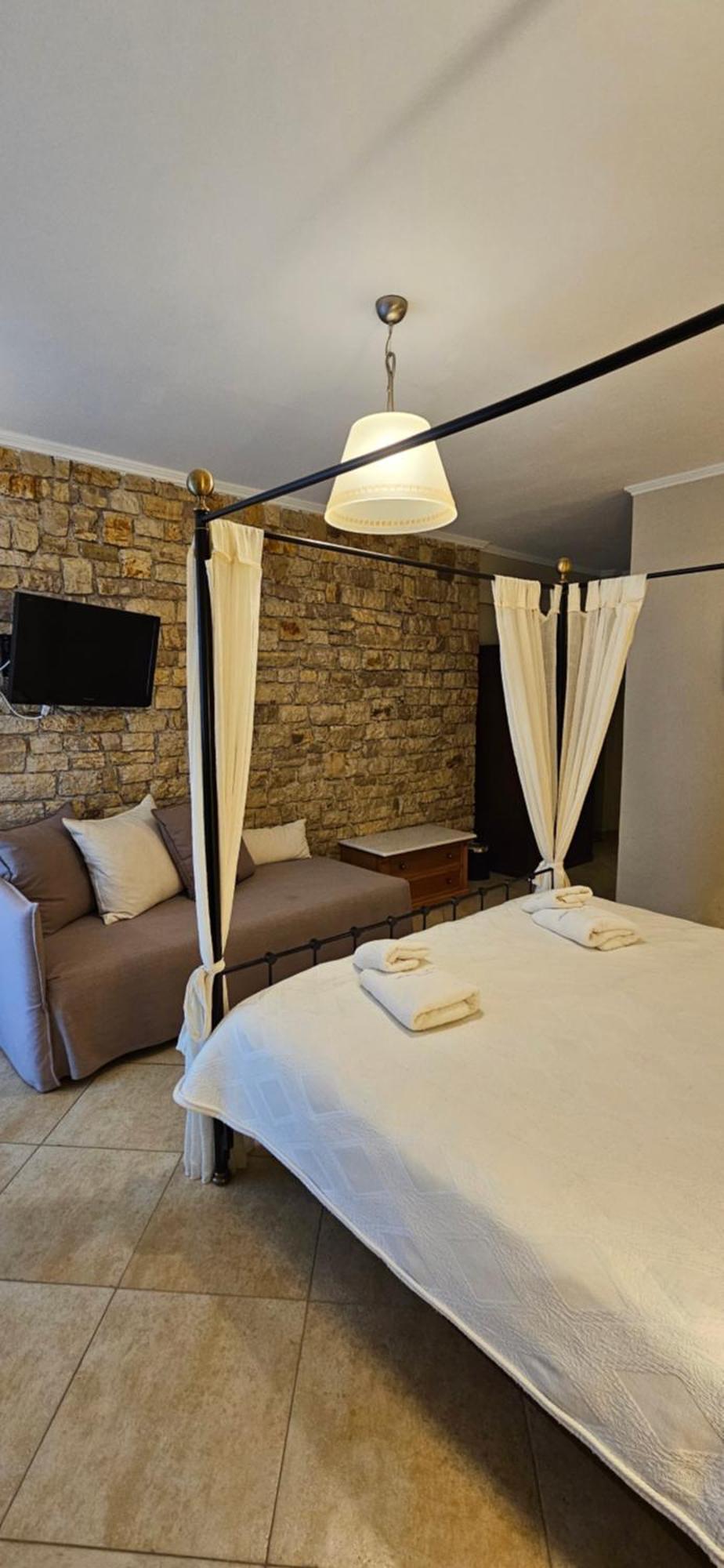 Olympic Village & Hotel 4*