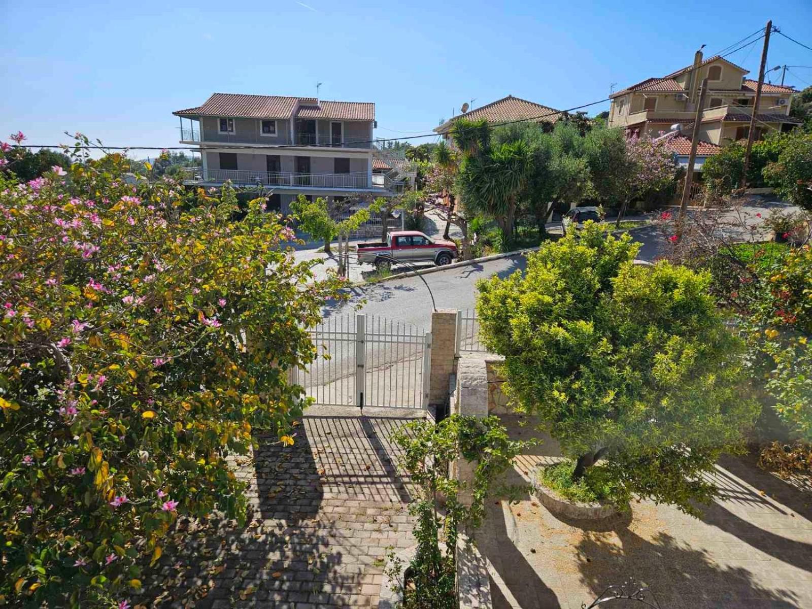 Apartment Lourdata