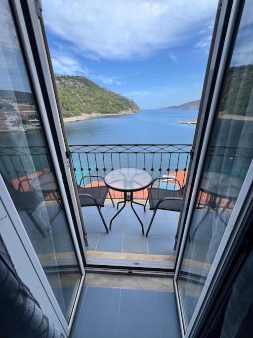 La Casa Sulle Rocce House On The Rocks Holiday home *