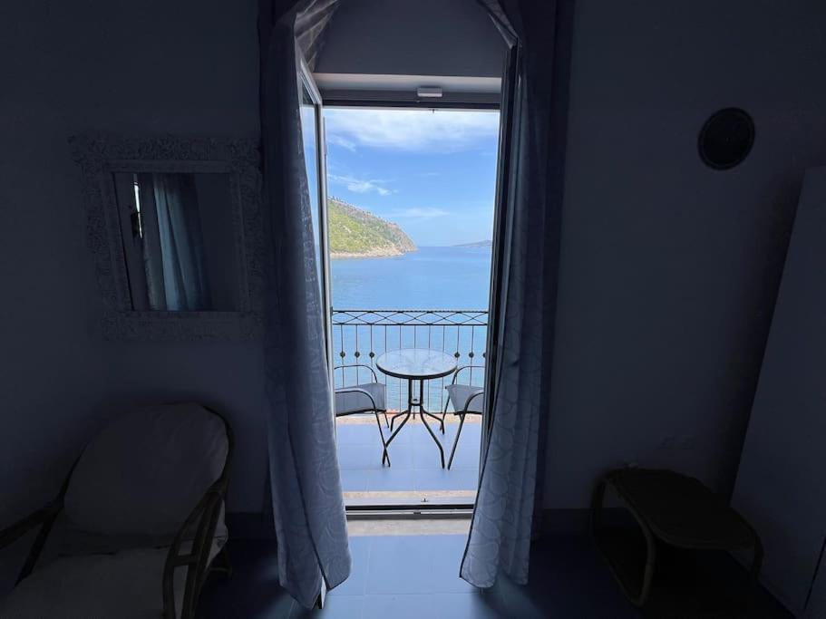 La Casa Sulle Rocce House On The Rocks