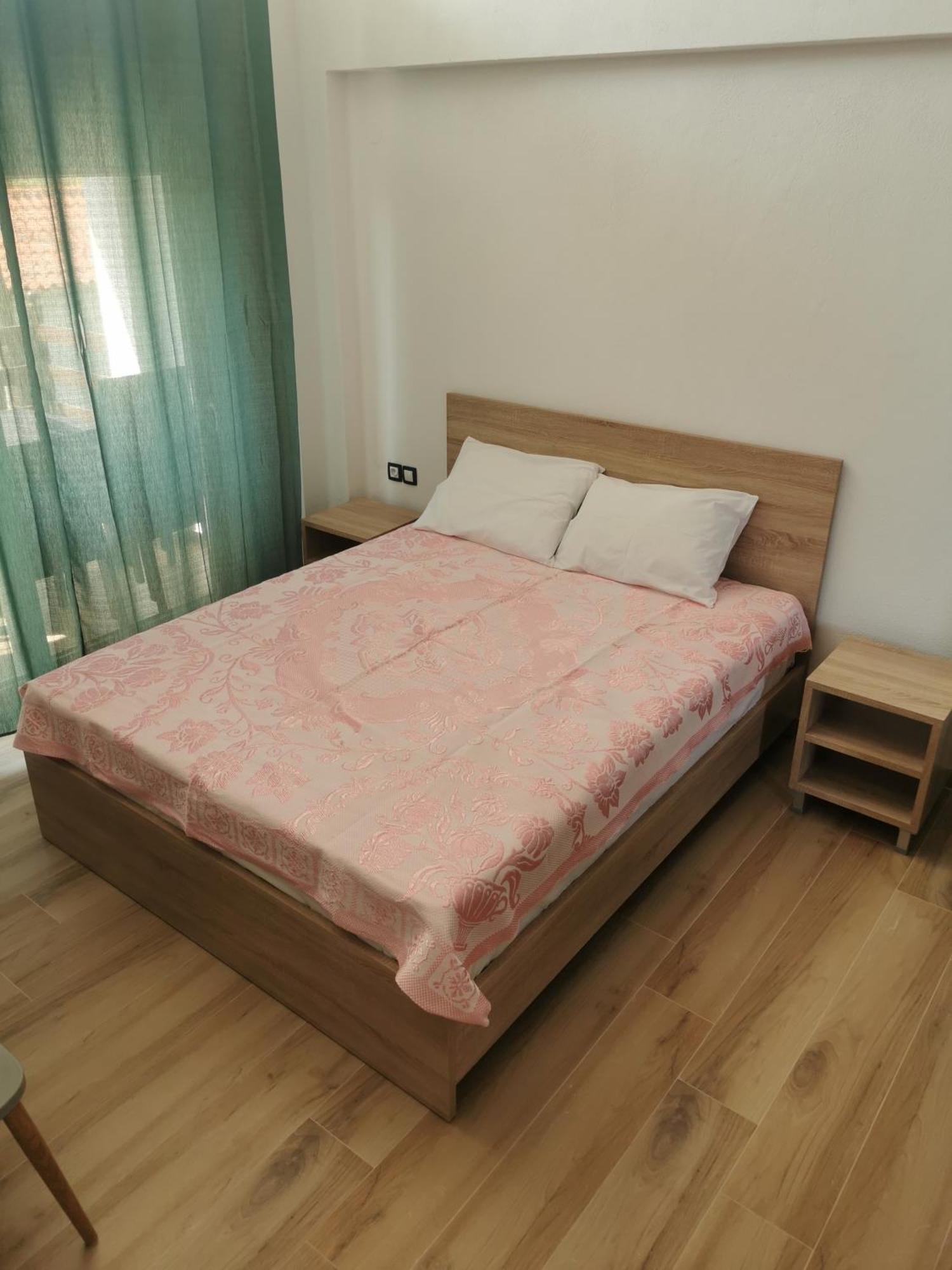 Apartment Irinishouse 5 *