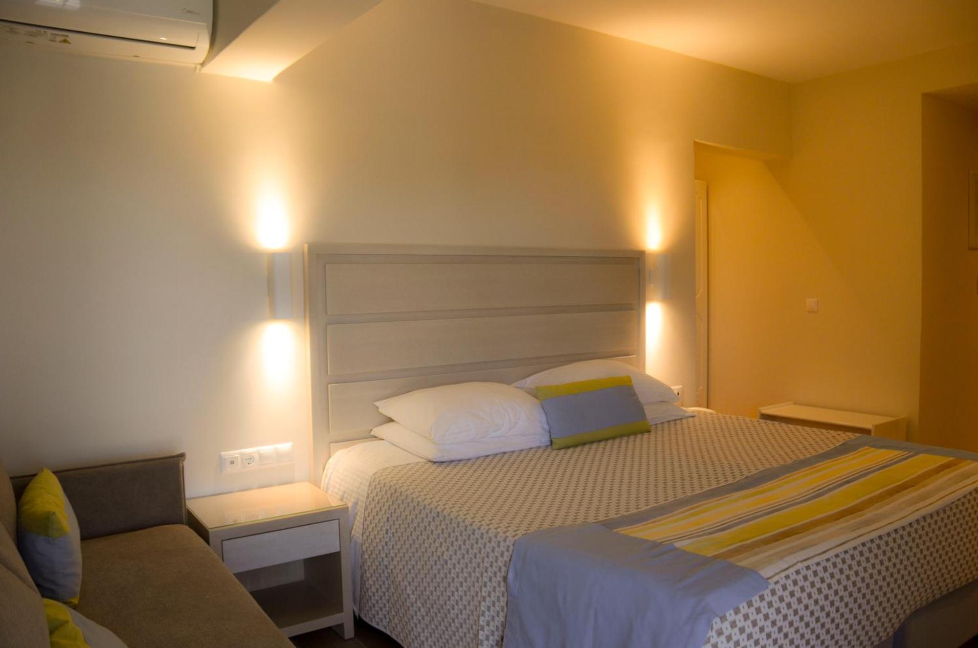 Odysseus 3* Paleokastritsa