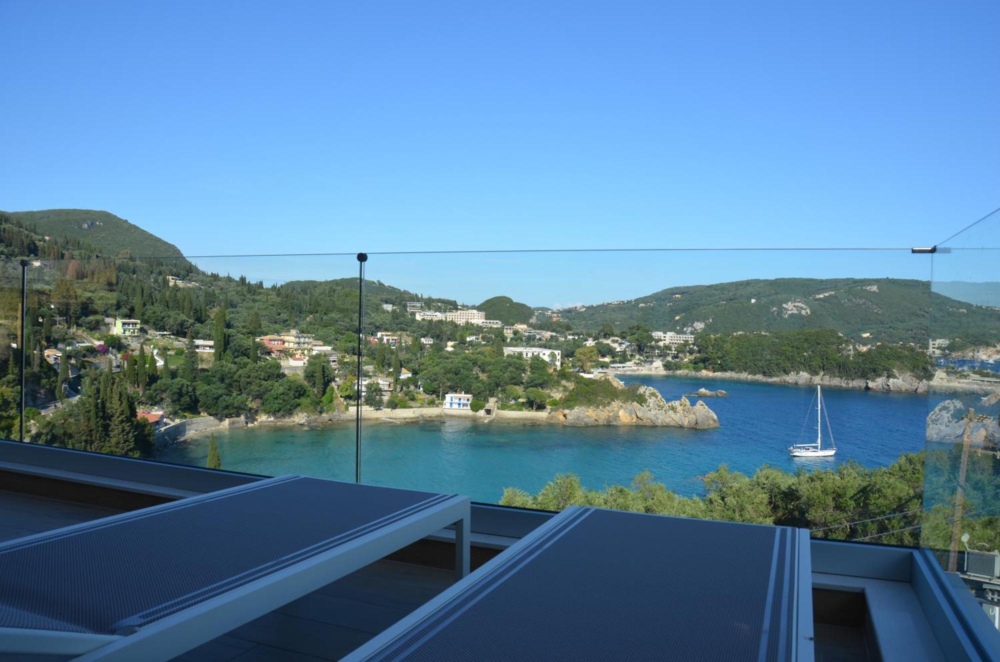 Odysseus Hotel