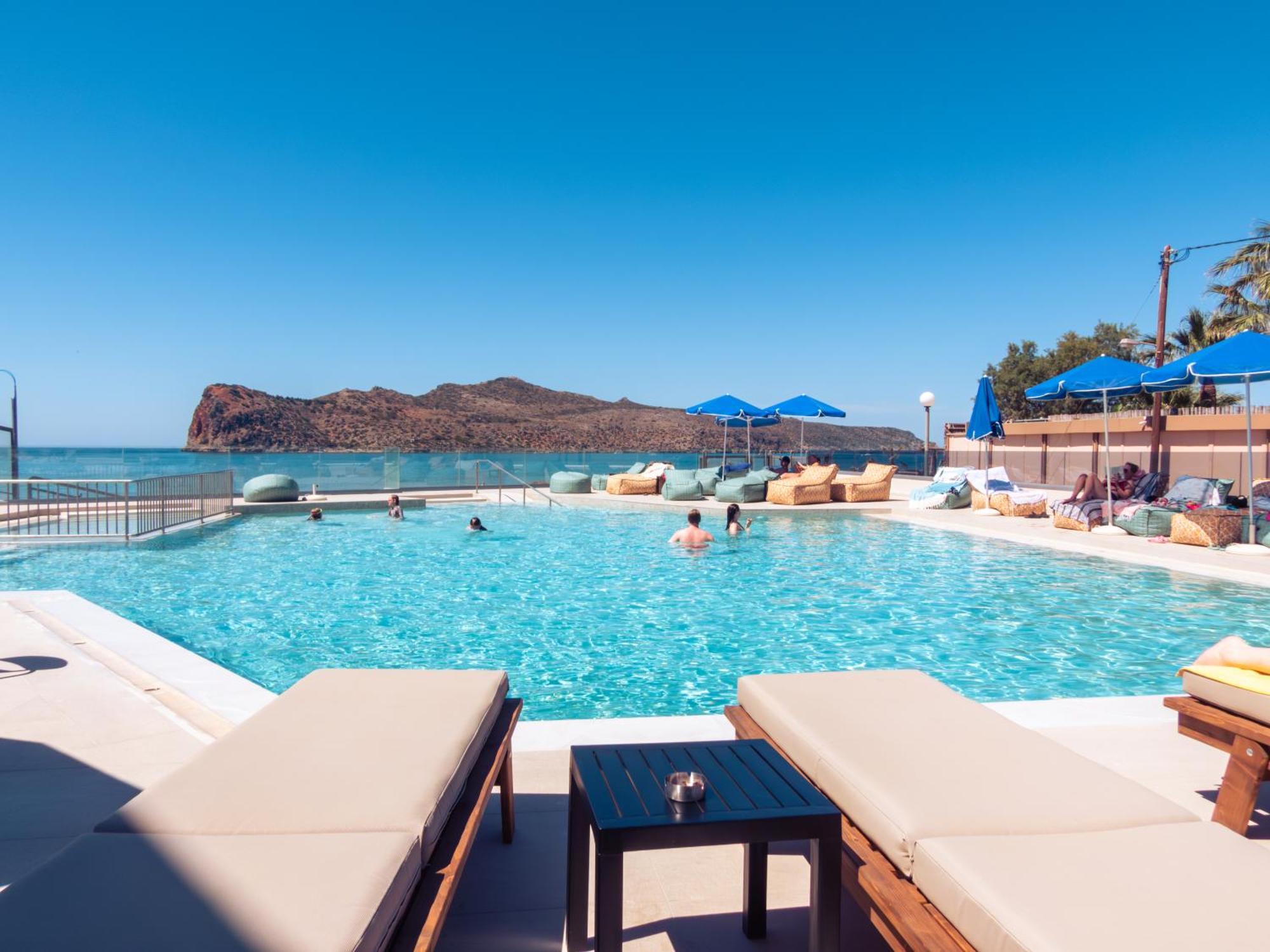 Chrispy Resort, Aparthotel Agia Marina (Crete)