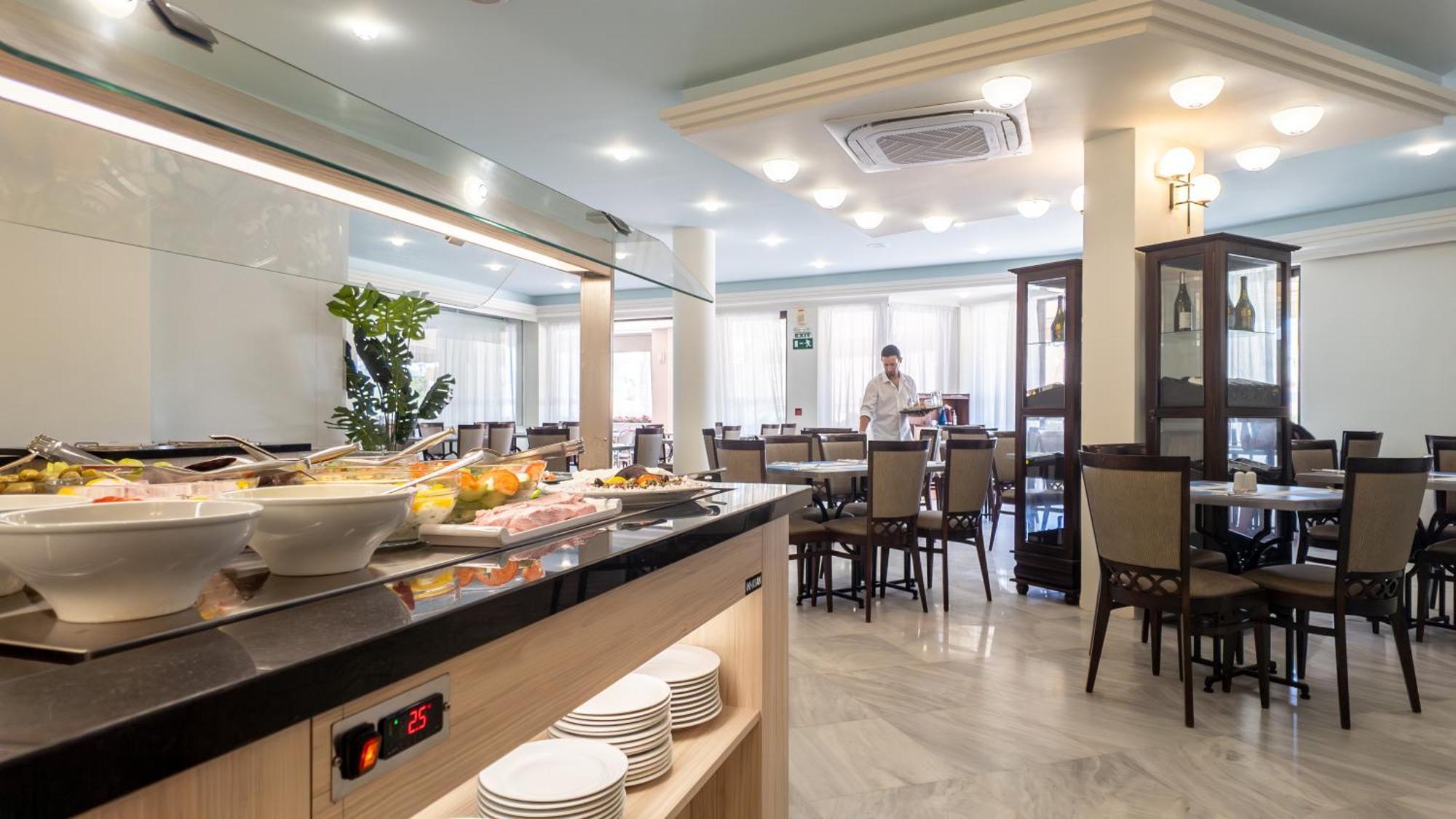 Aparthotel Chrispy Resort,