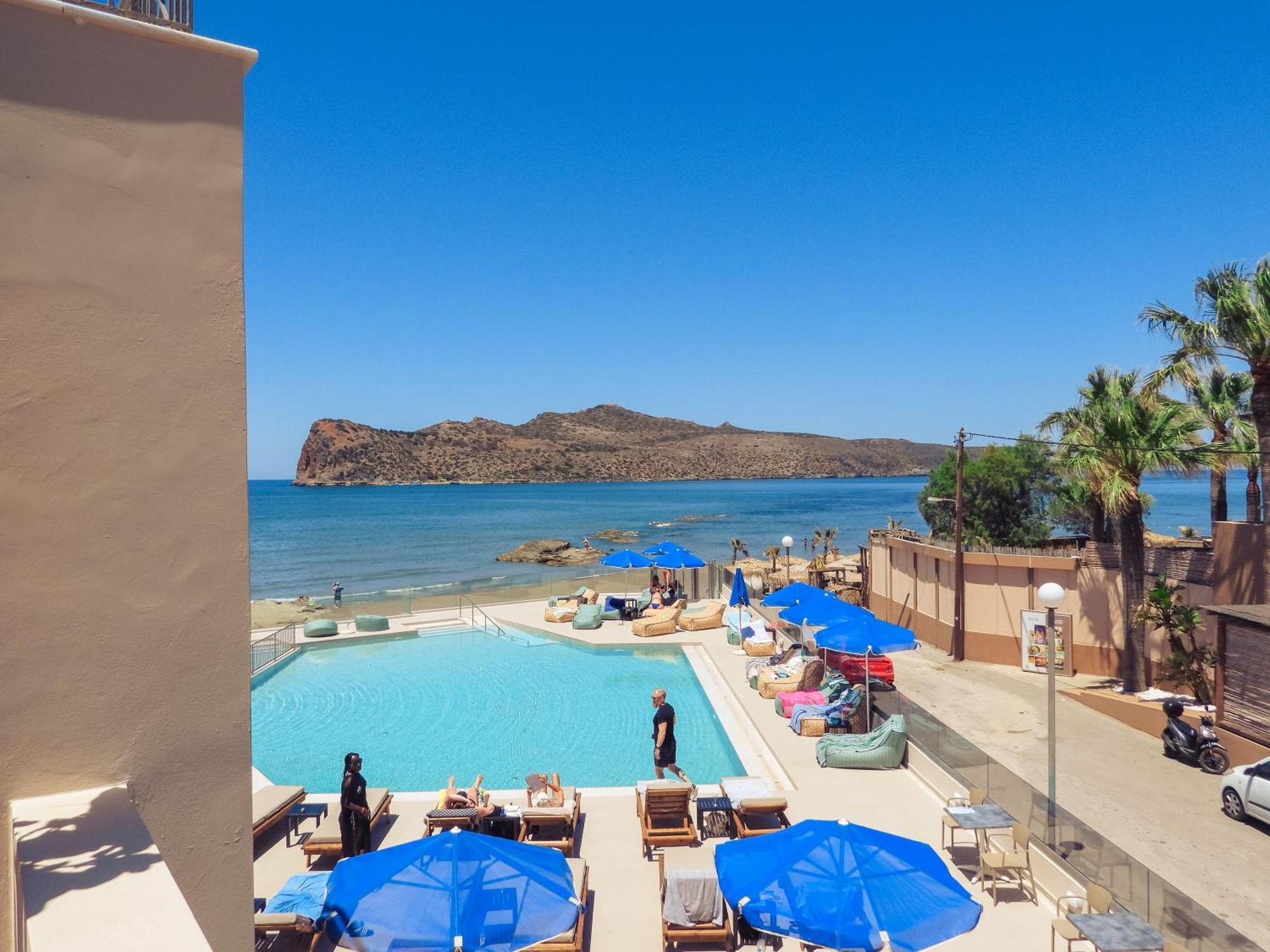 Chrispy Resort,