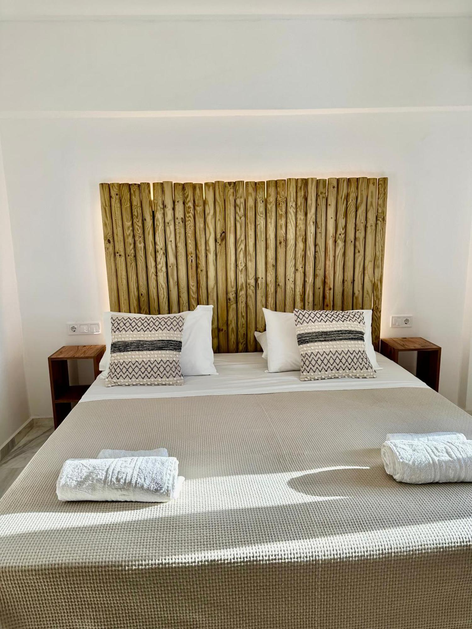 Guest house Athina Rooms - Lounge Apartments