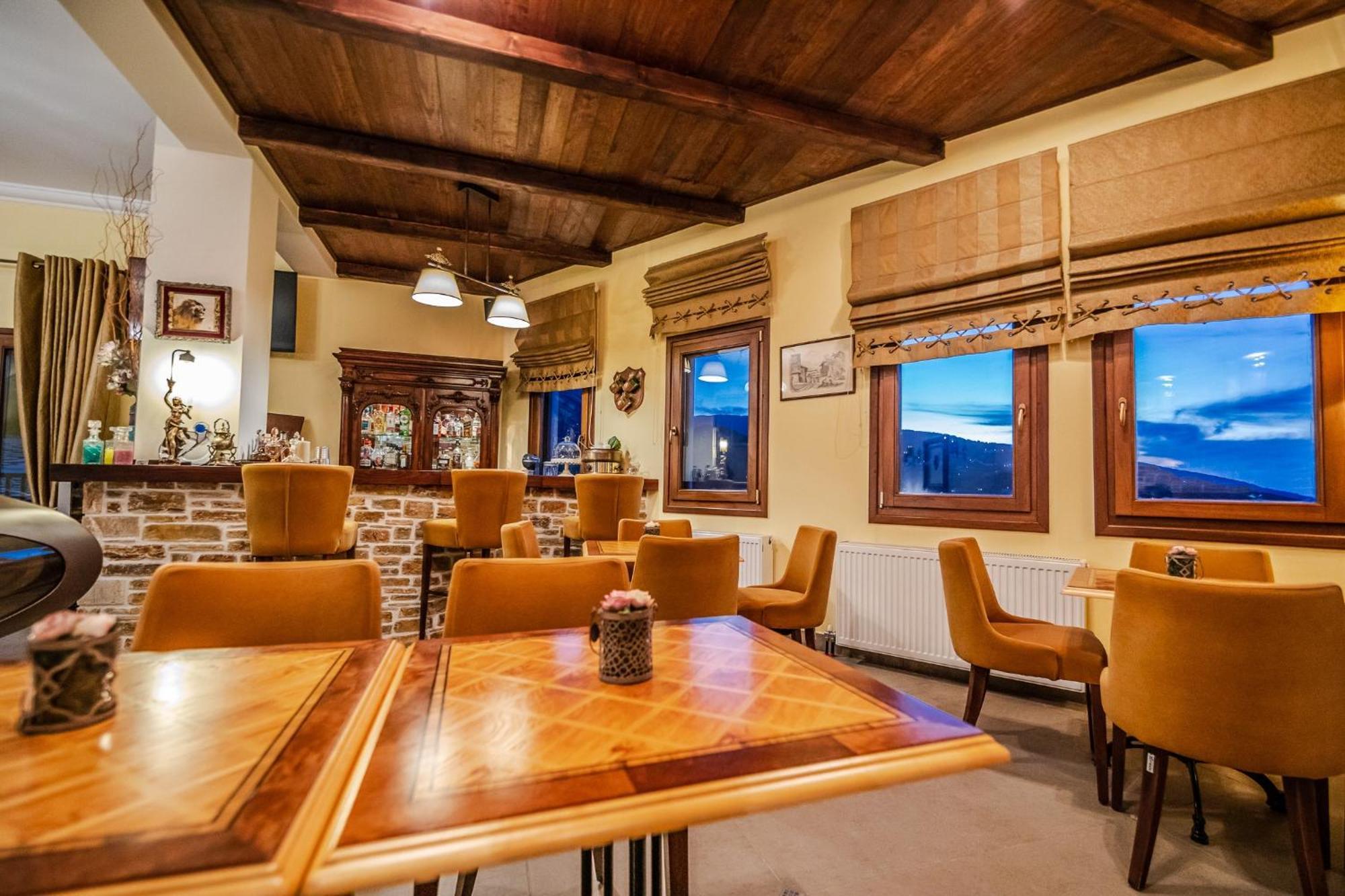 Aparthotel Lions Nine Mouresi