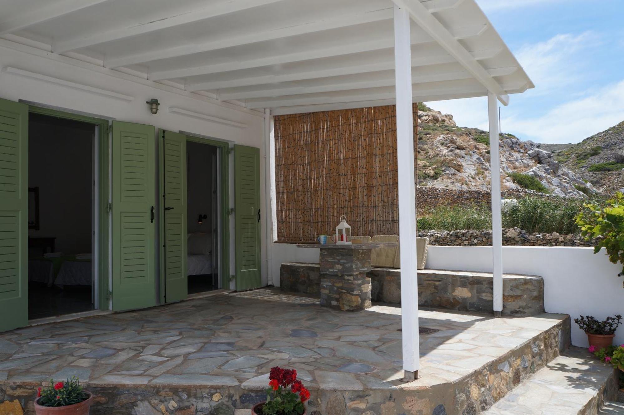 Klados & Apartment Cherronisos (Sifnos)