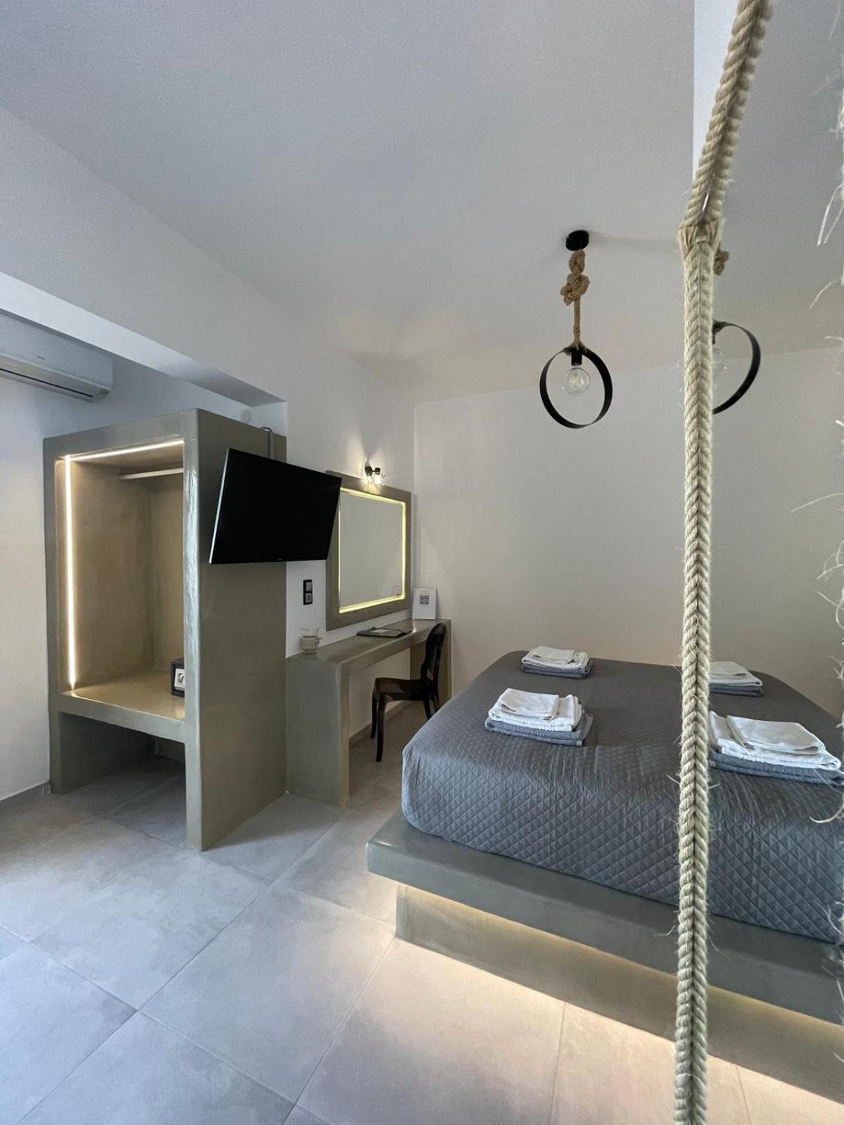 Aparthotel Zoumis