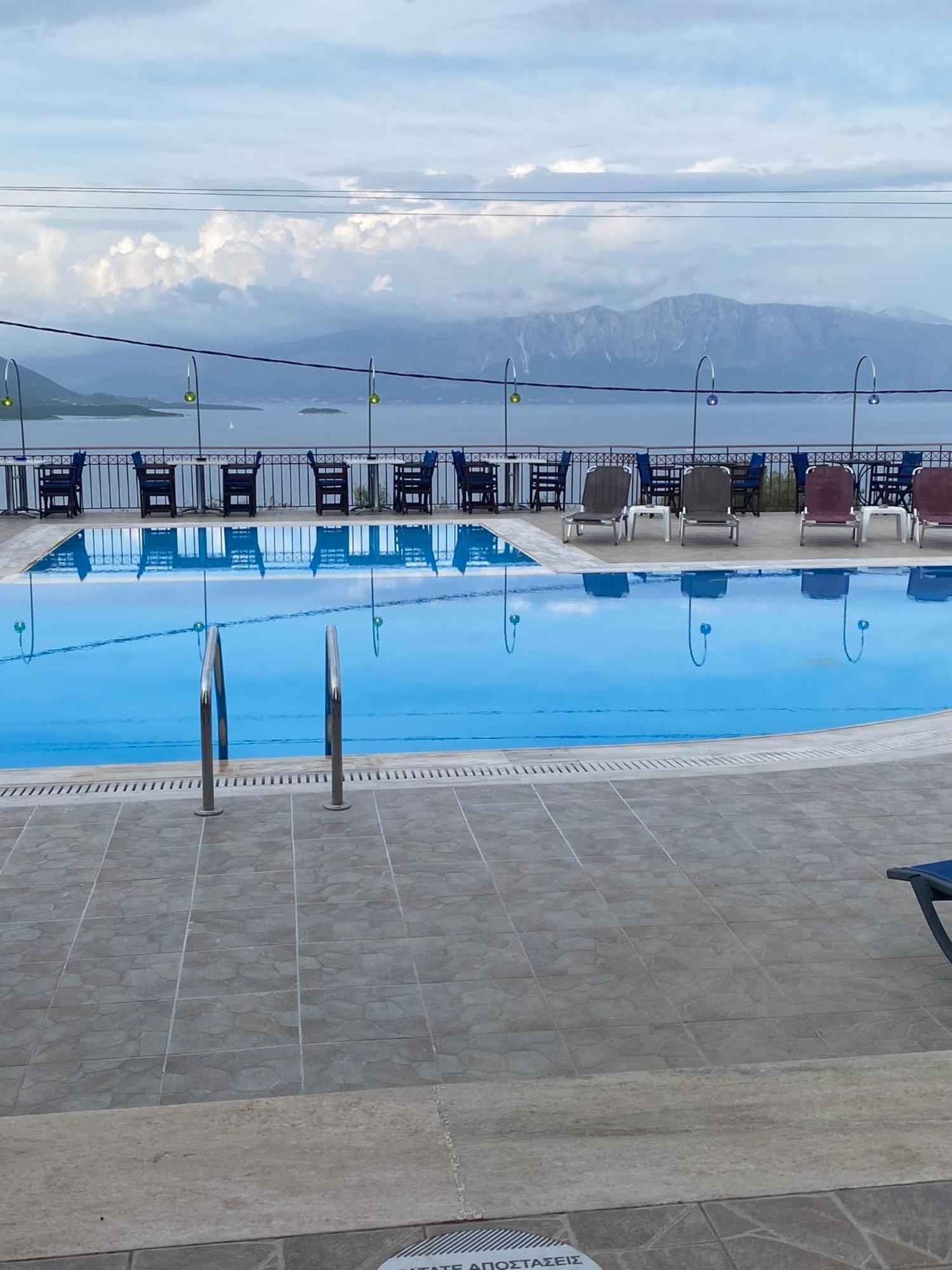Anastasia Village Aparthotel Nikiana