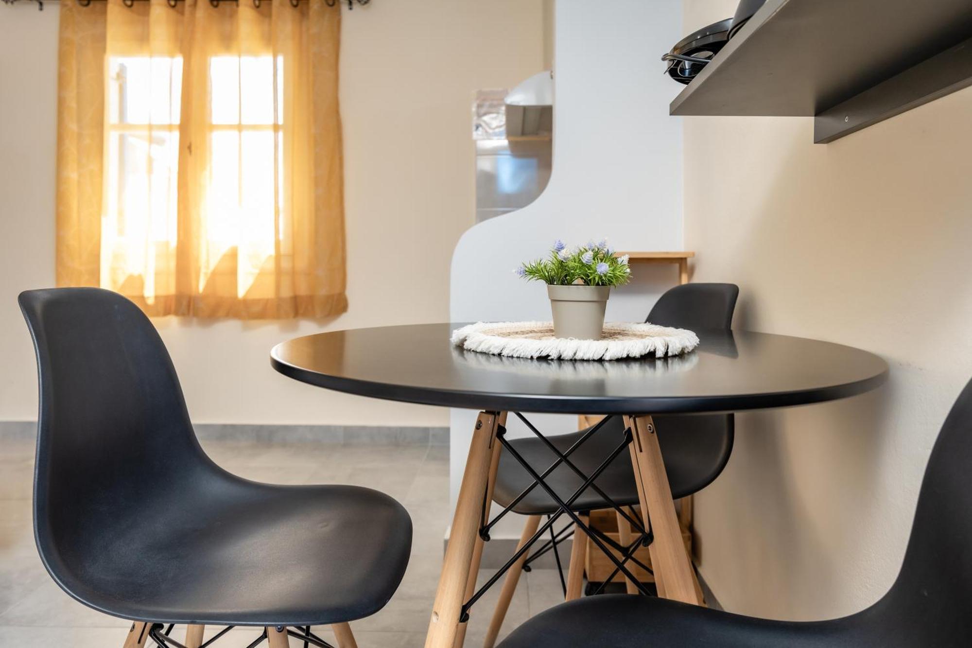 Aparthotel Lefkes