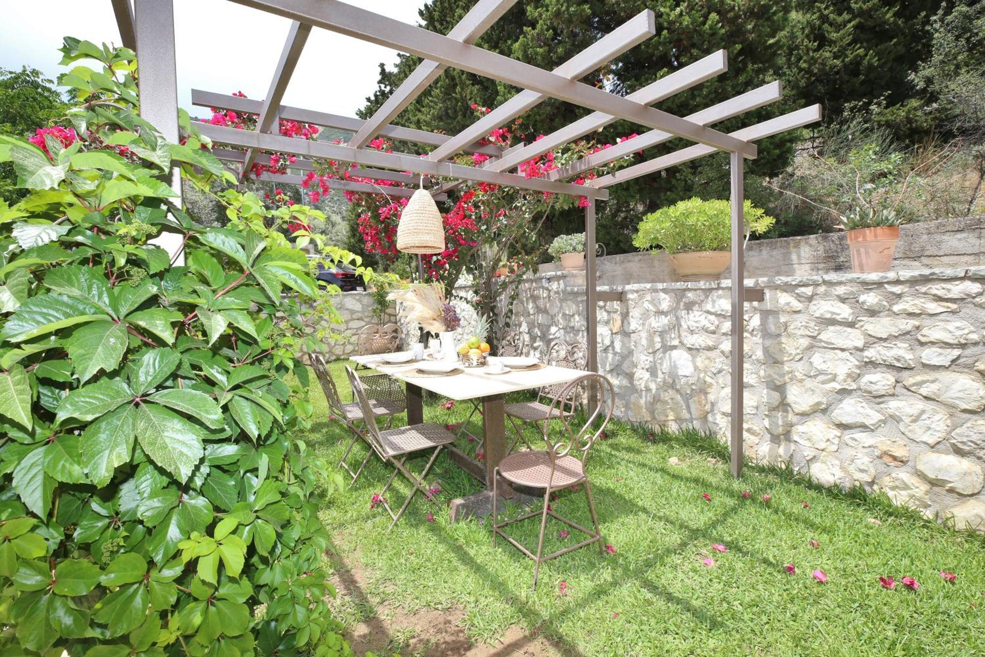 Kores Villa *