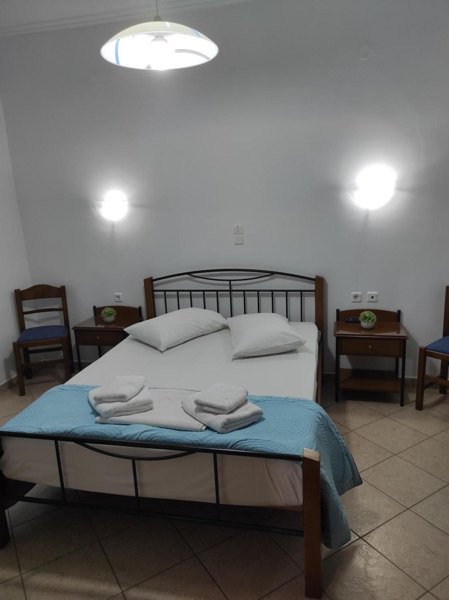 Vythos Apartment Adamantas (Milos)