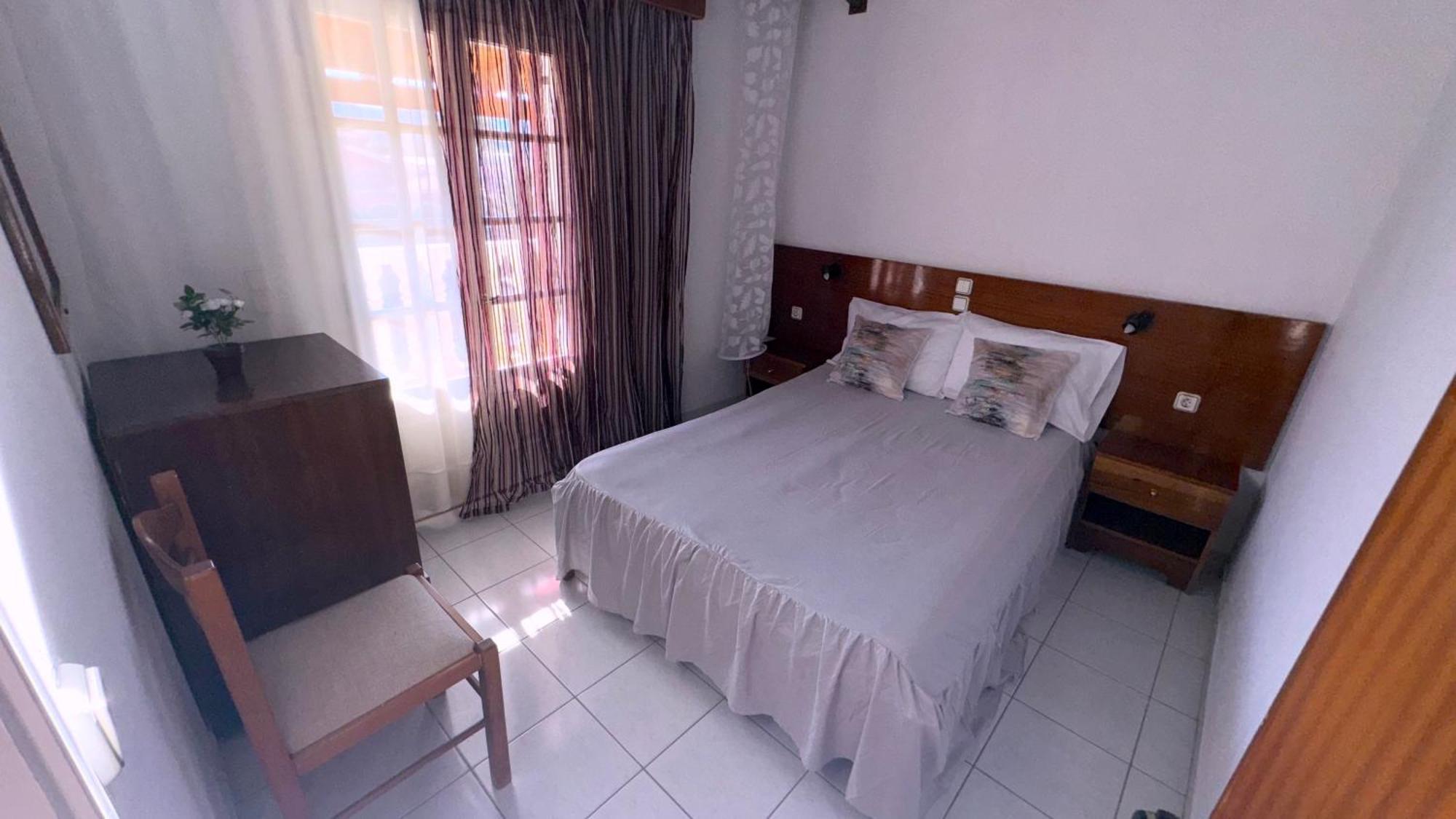 Aparthotel Dionysos