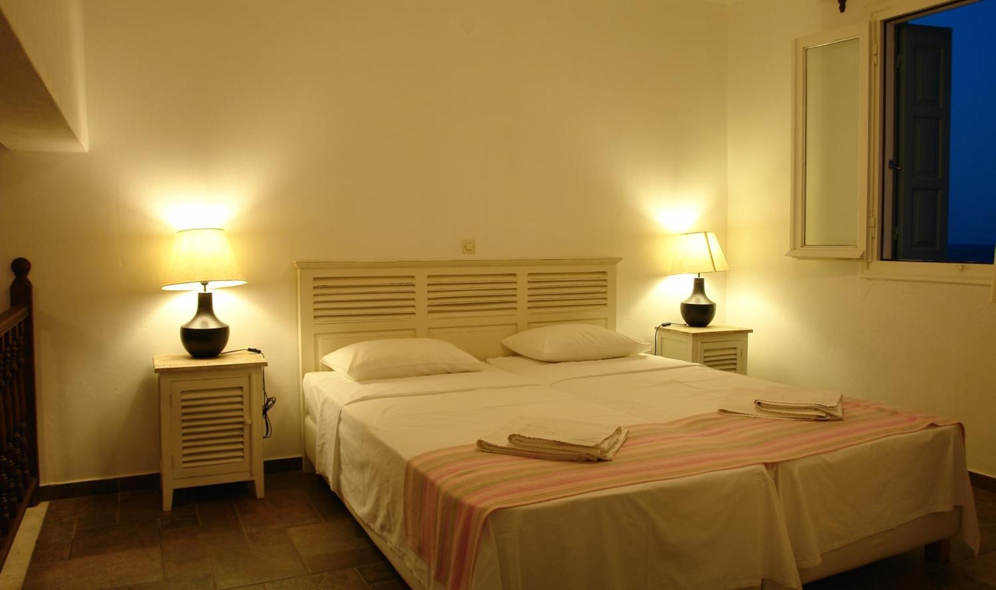 Antigoni Studios Apartment