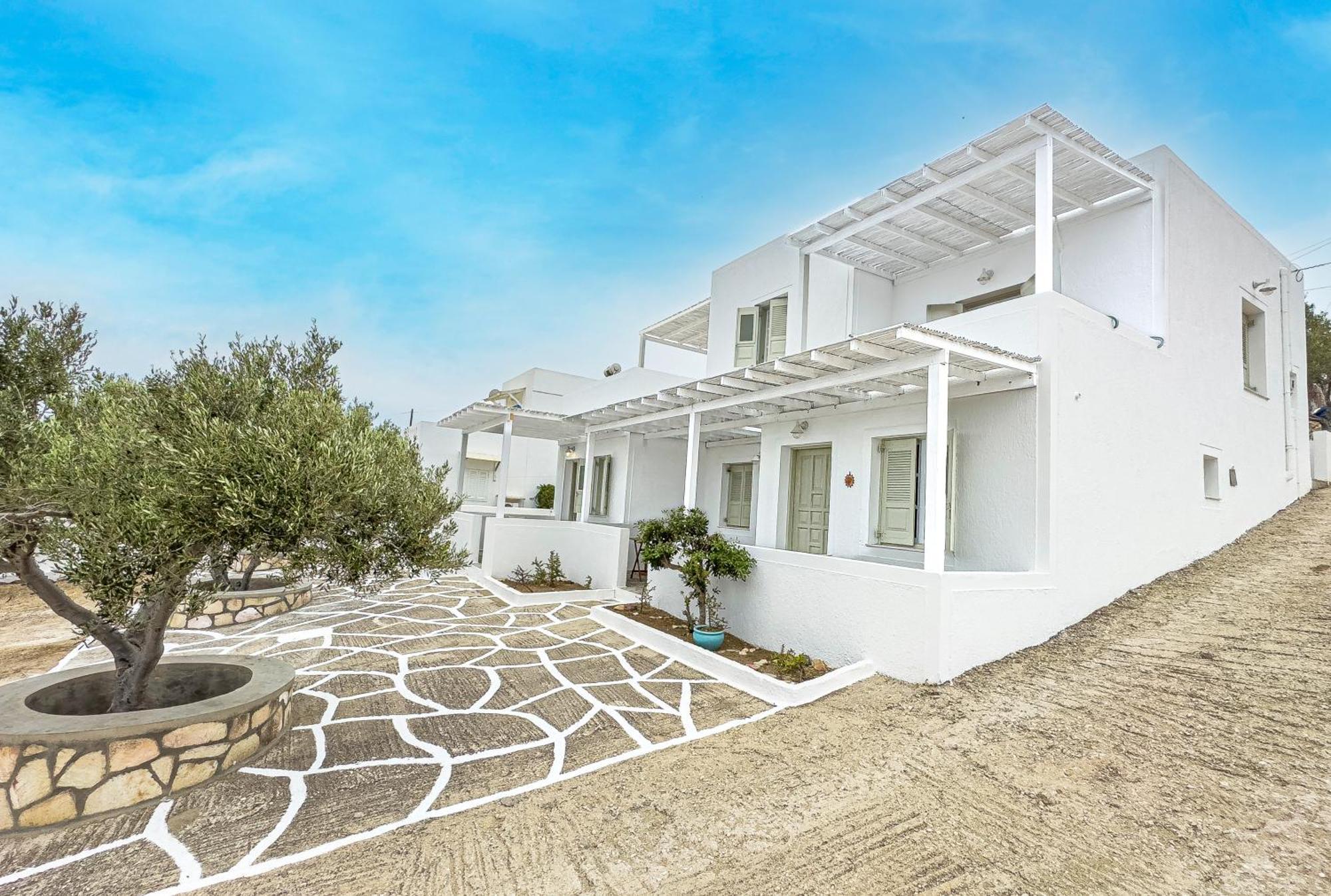 Alisea Aparthotel 3*