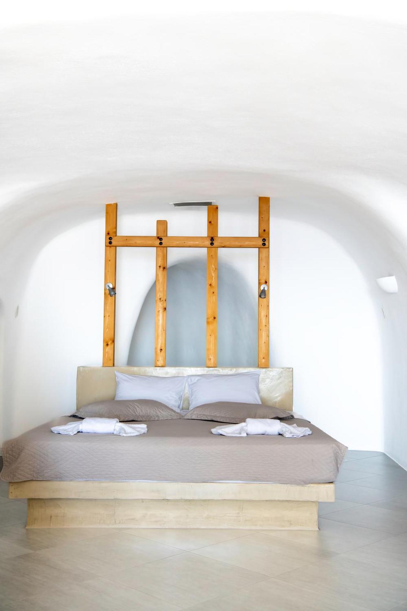 Luxe Efis Sea View 4 & 4 Prive Jacuzzi Villa Imerovigli (Santorini)