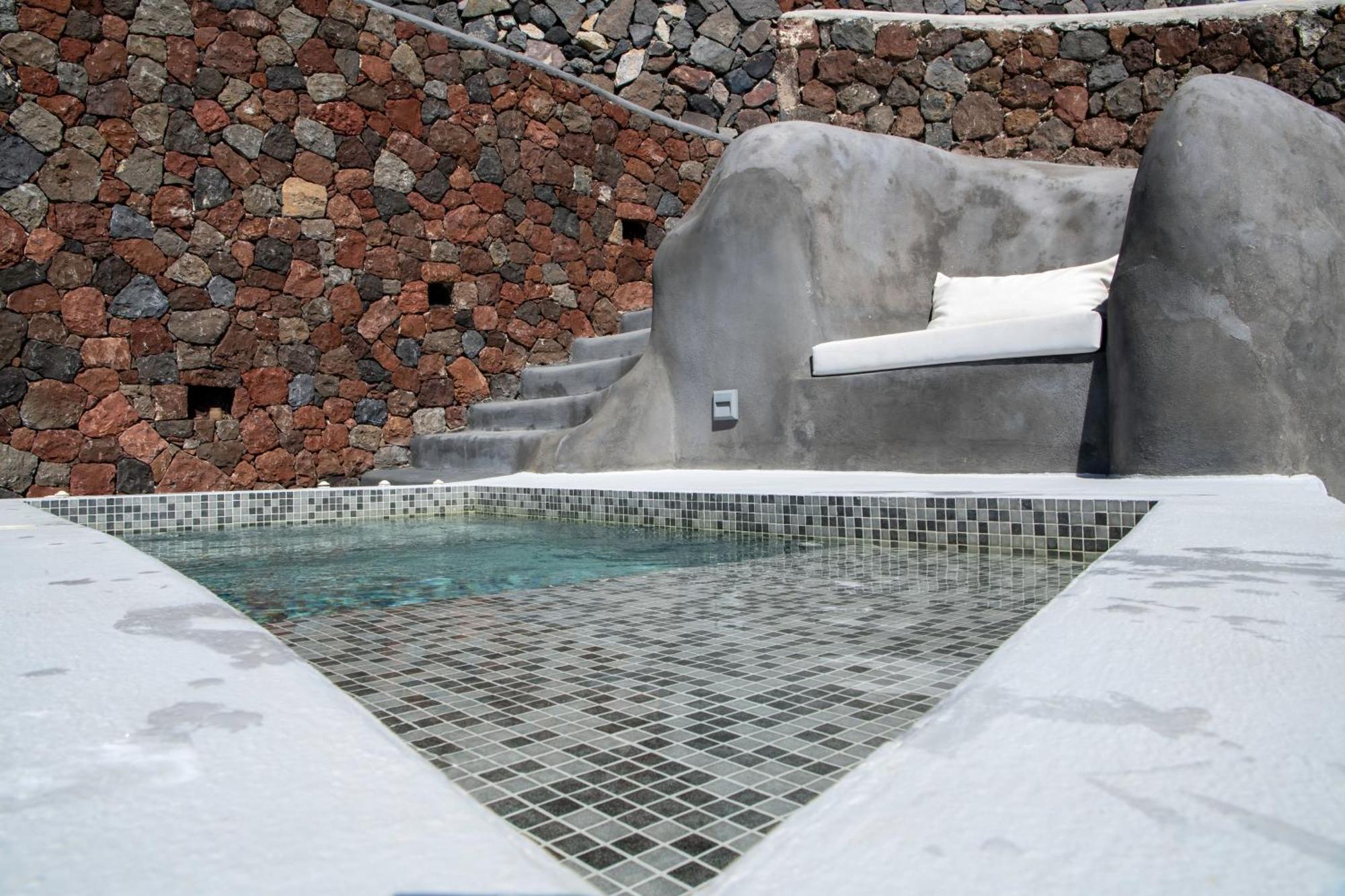 Luxe Efis Sea View 4 & 4 Prive Jacuzzi Imerovigli (Santorini)