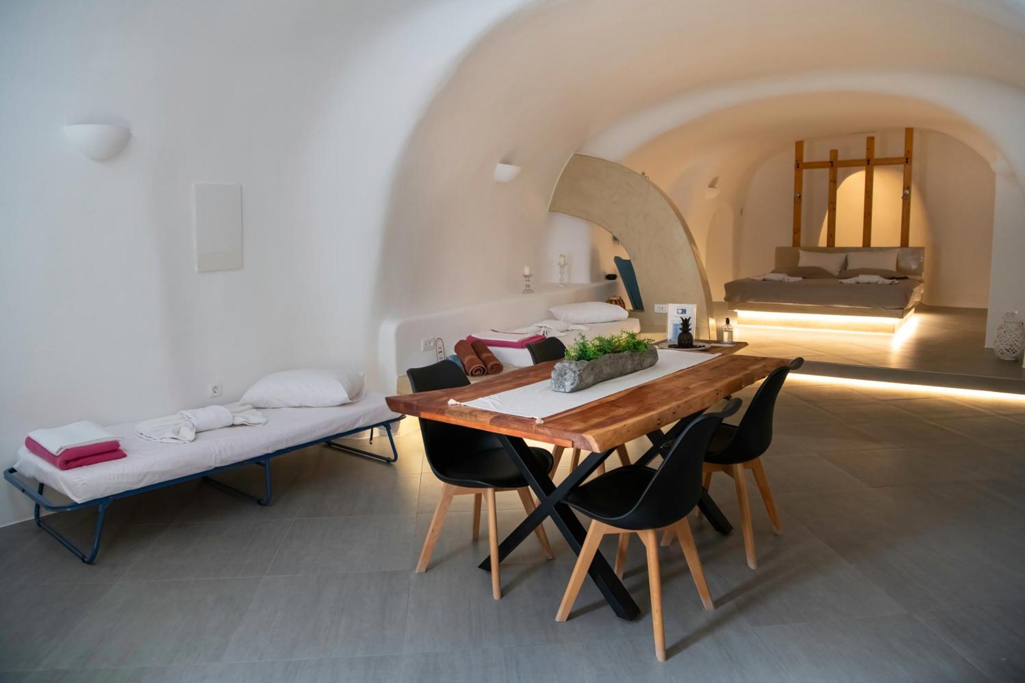 Villa Luxe Efis Sea View 4 & 4 Prive Jacuzzi