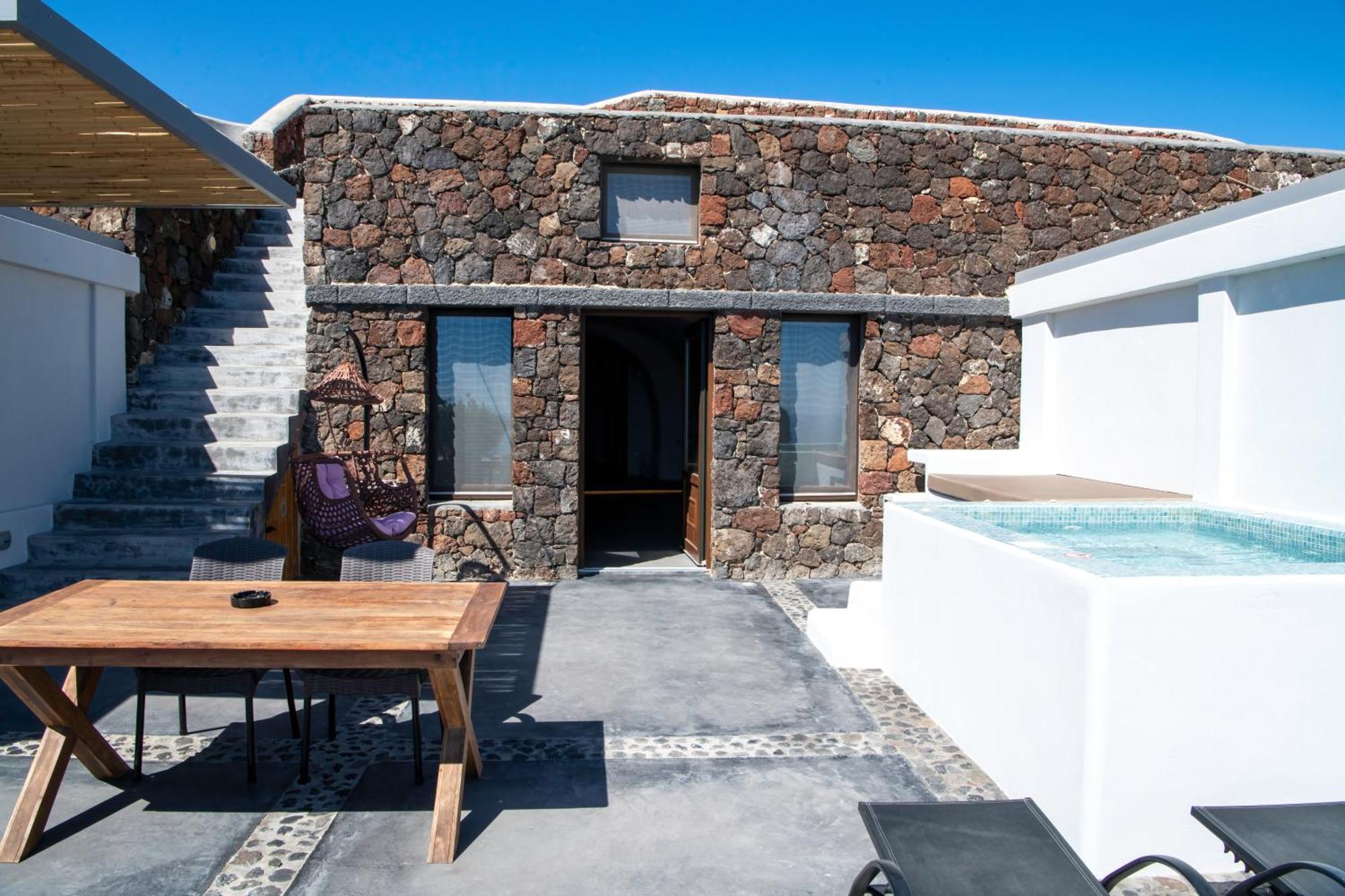 Luxe Efis Sea View 4 & 4 Prive Jacuzzi *