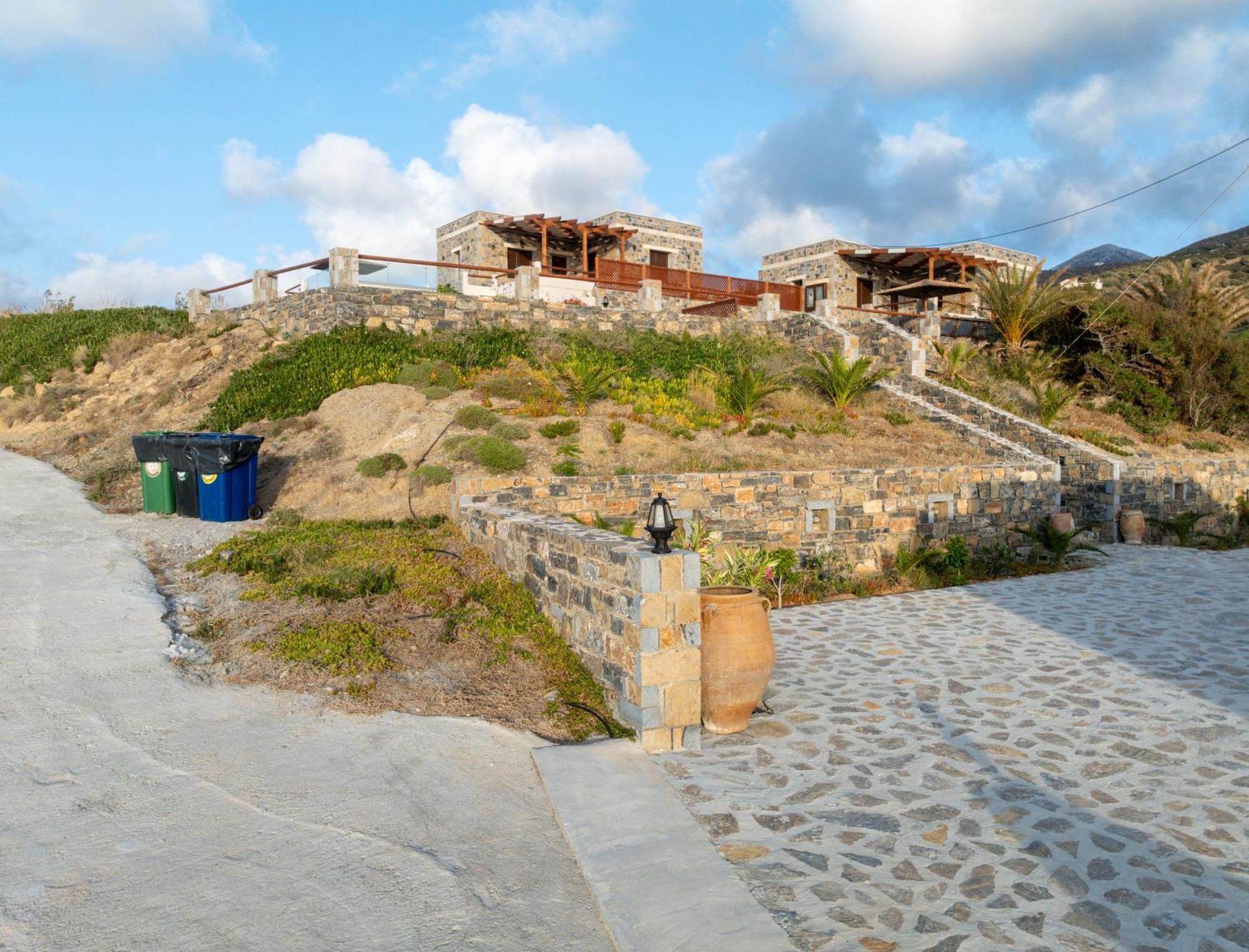 Kalaitzakis With Private Pool Apartment