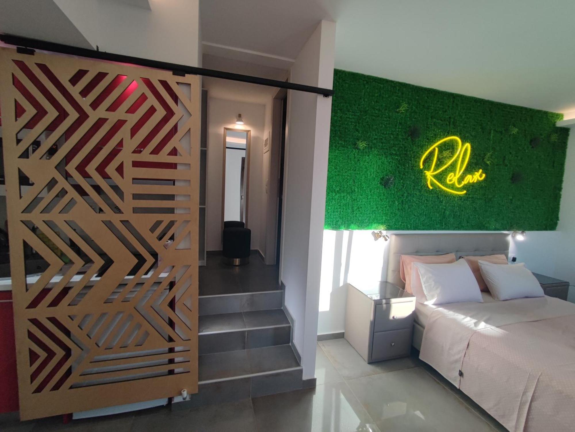 Theasis 5 Luxury With Sea View Apartment Neos Marmaras