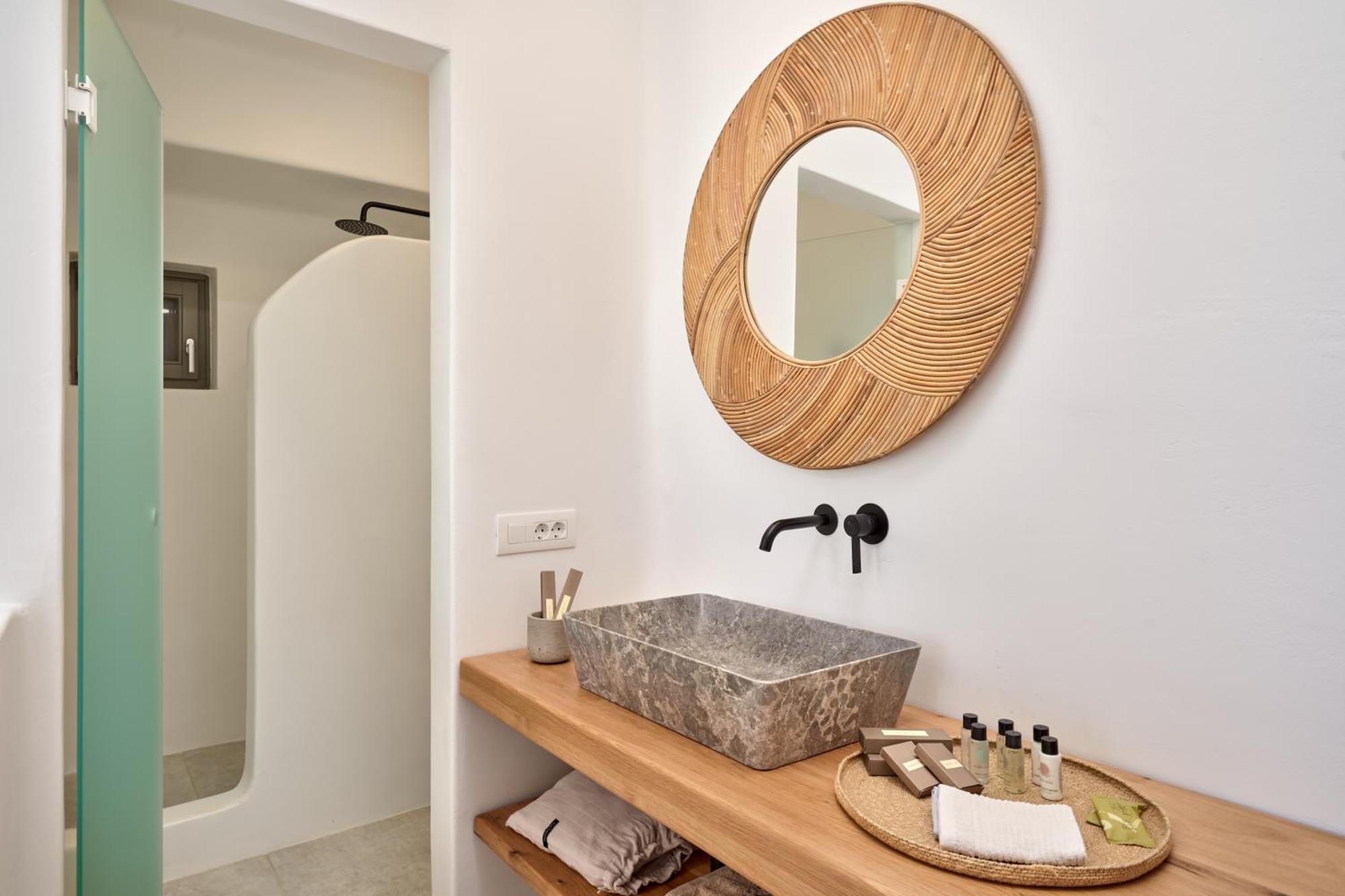 Ionic Hotel 4*