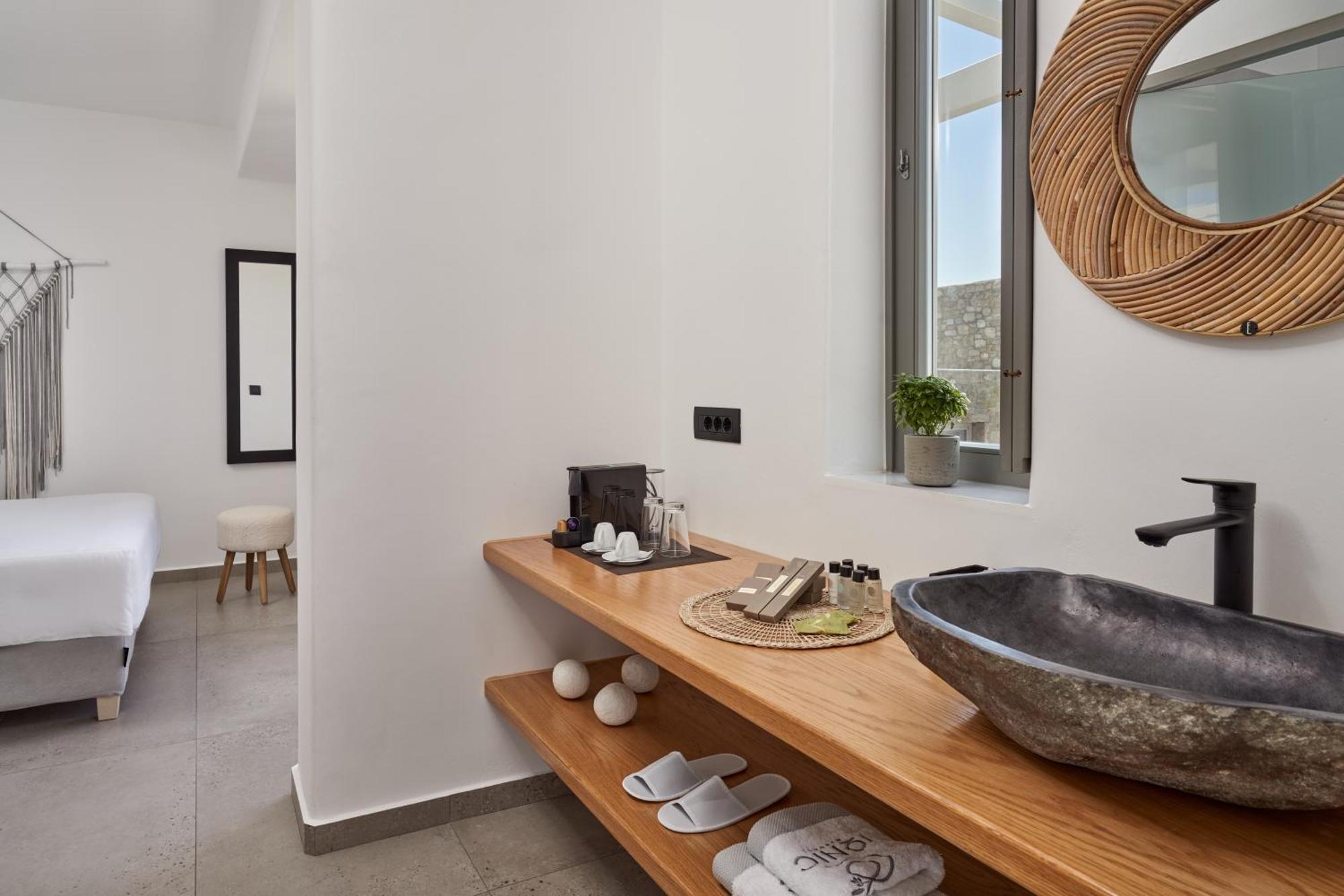 Ionic Hotel Super Paradise Beach (Mykonos)