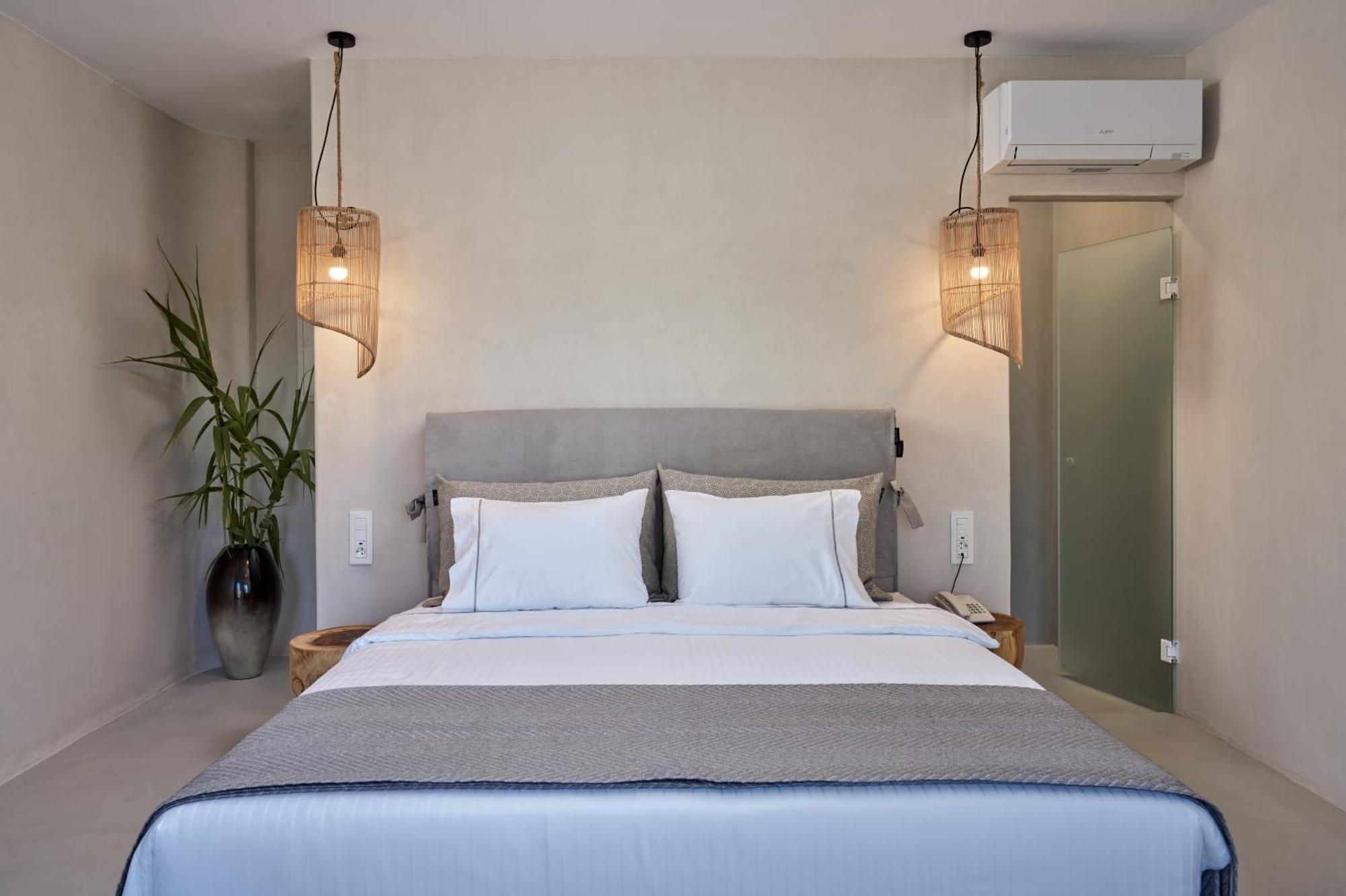 Ionic 4* Super Paradise Beach (Mykonos)