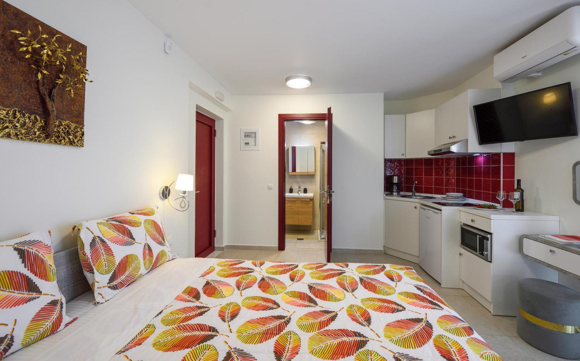 Aparthotel Elpiniki Luxury Nea Poteidaia